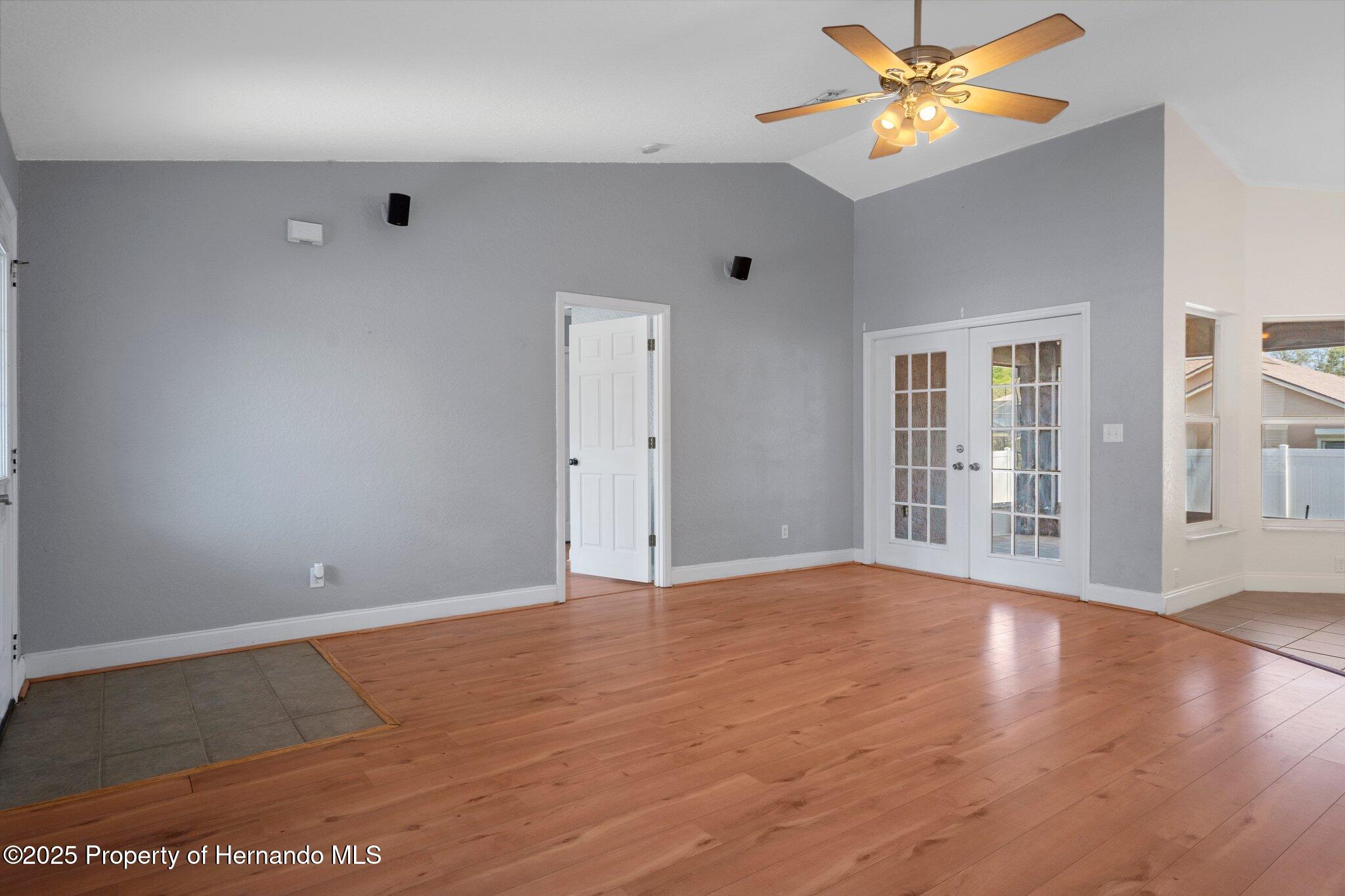 10101 Langan Street, Spring Hill, Florida image 11