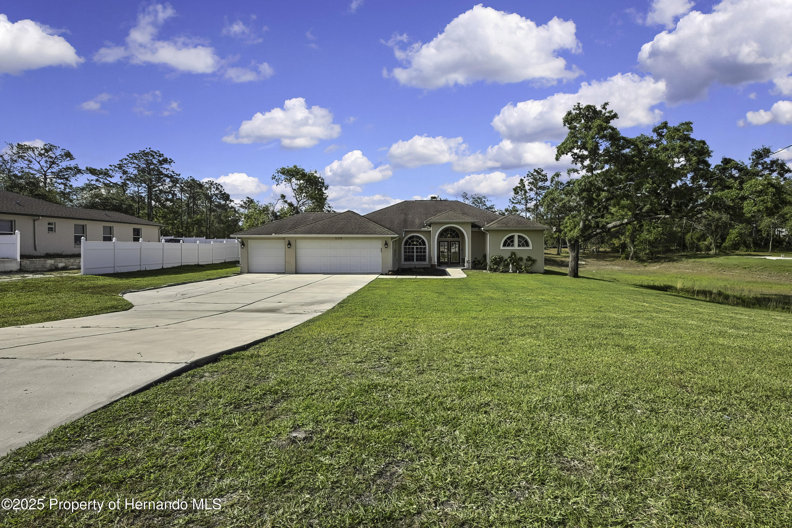 11336 Flower Avenue, Weeki Wachee, Florida image 3