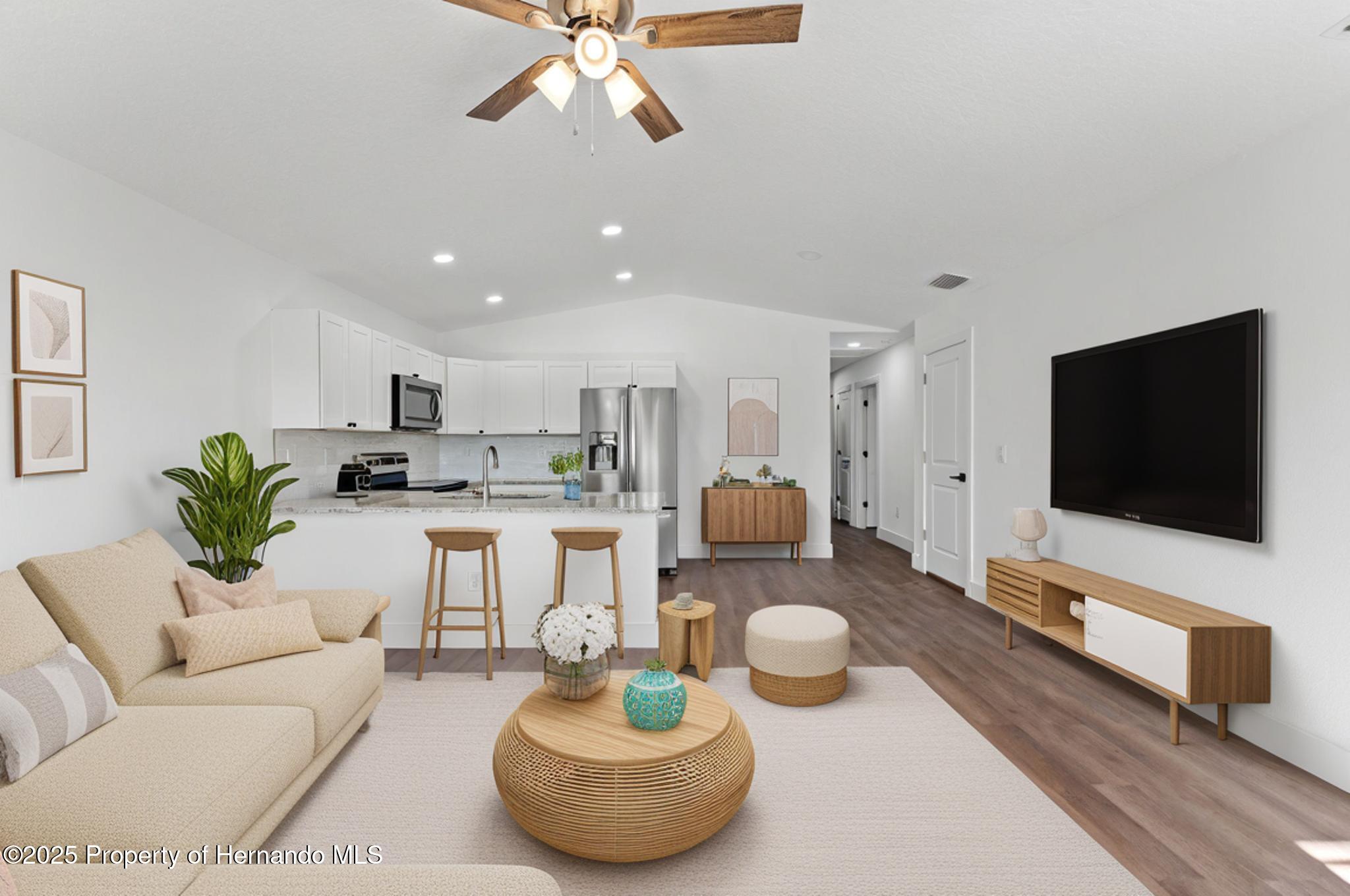 3554 Arrowhead Avenue, Spring Hill, Florida image 6