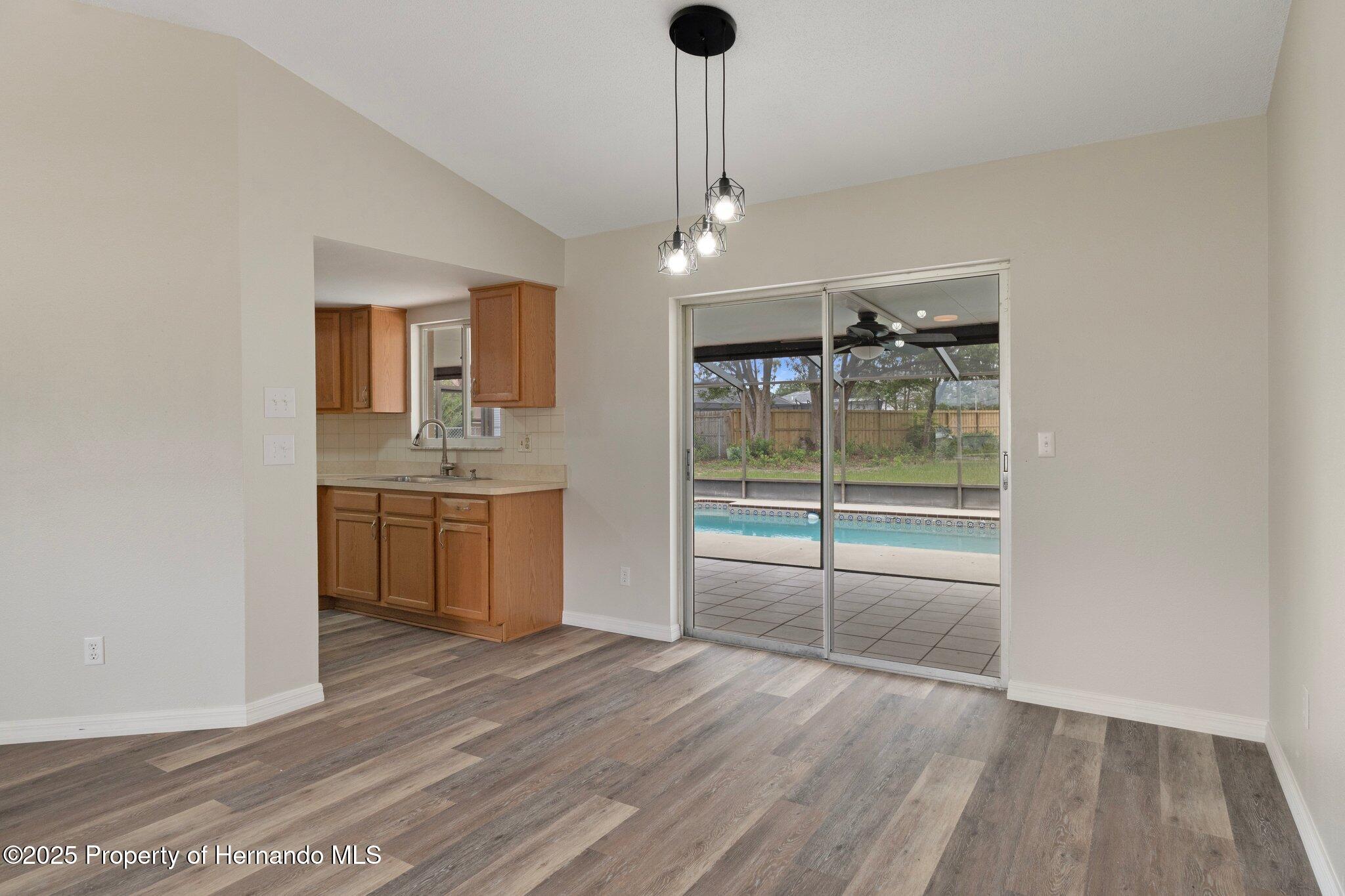 10441 Mayflower Road, Spring Hill, Florida image 17
