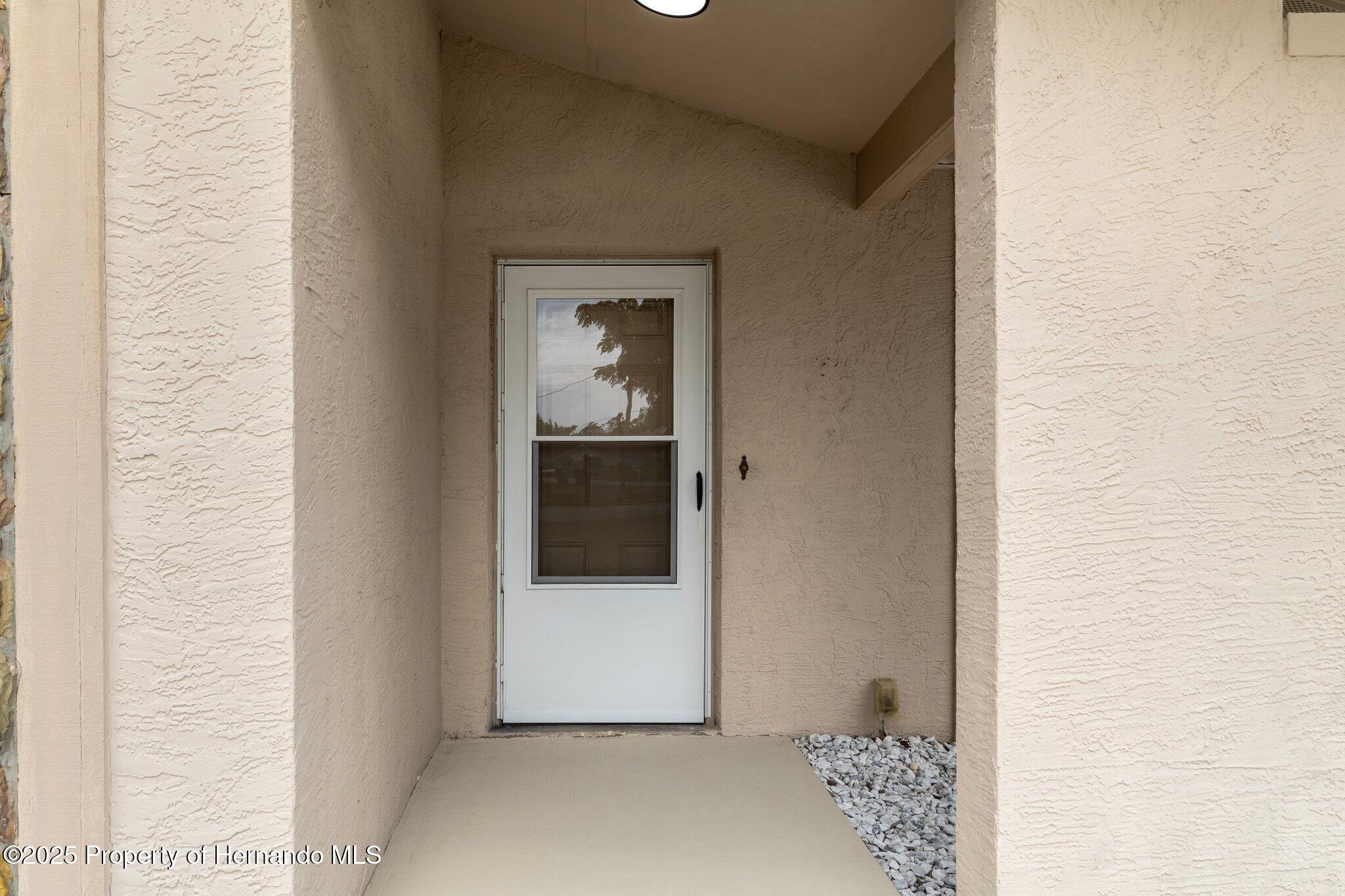 10441 Mayflower Road, Spring Hill, Florida image 9