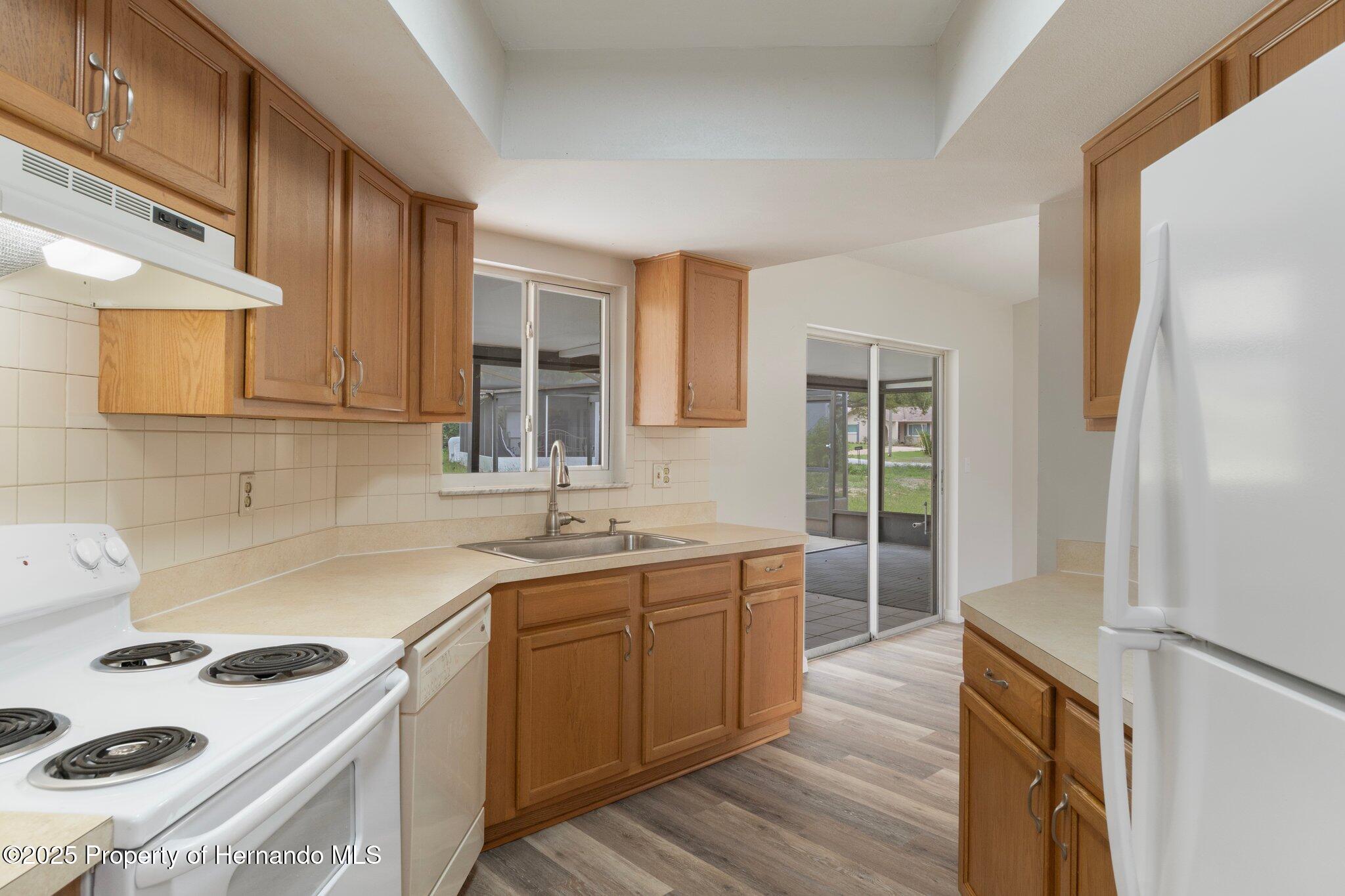 10441 Mayflower Road, Spring Hill, Florida image 21
