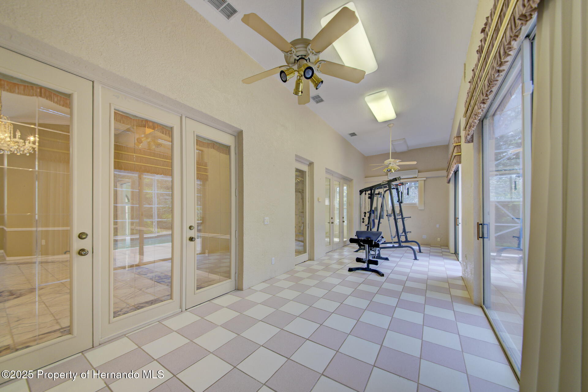 7333 Royal Oak Drive, Spring Hill, Florida image 8