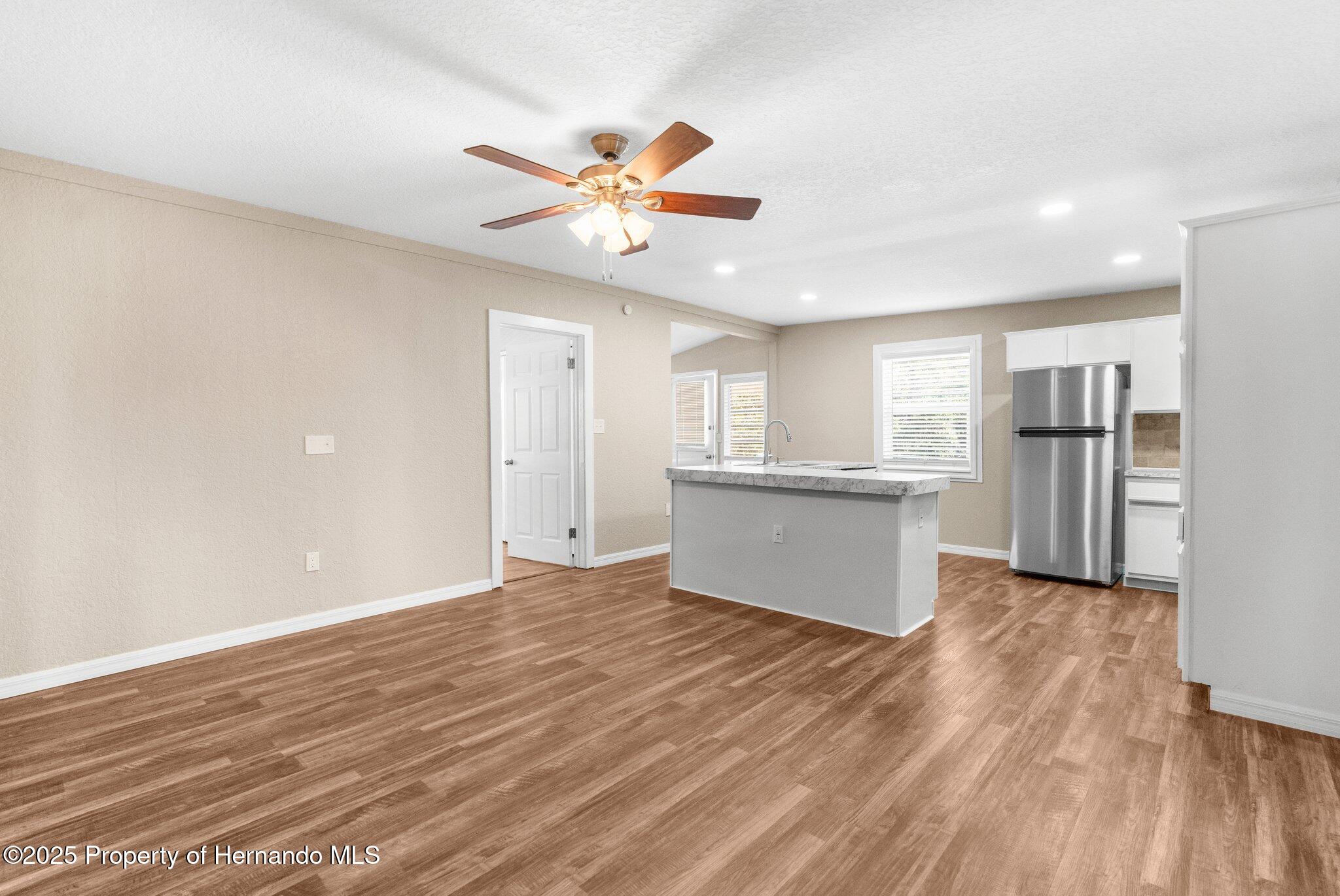 7083 Devlin Street, Weeki Wachee, Florida image 31