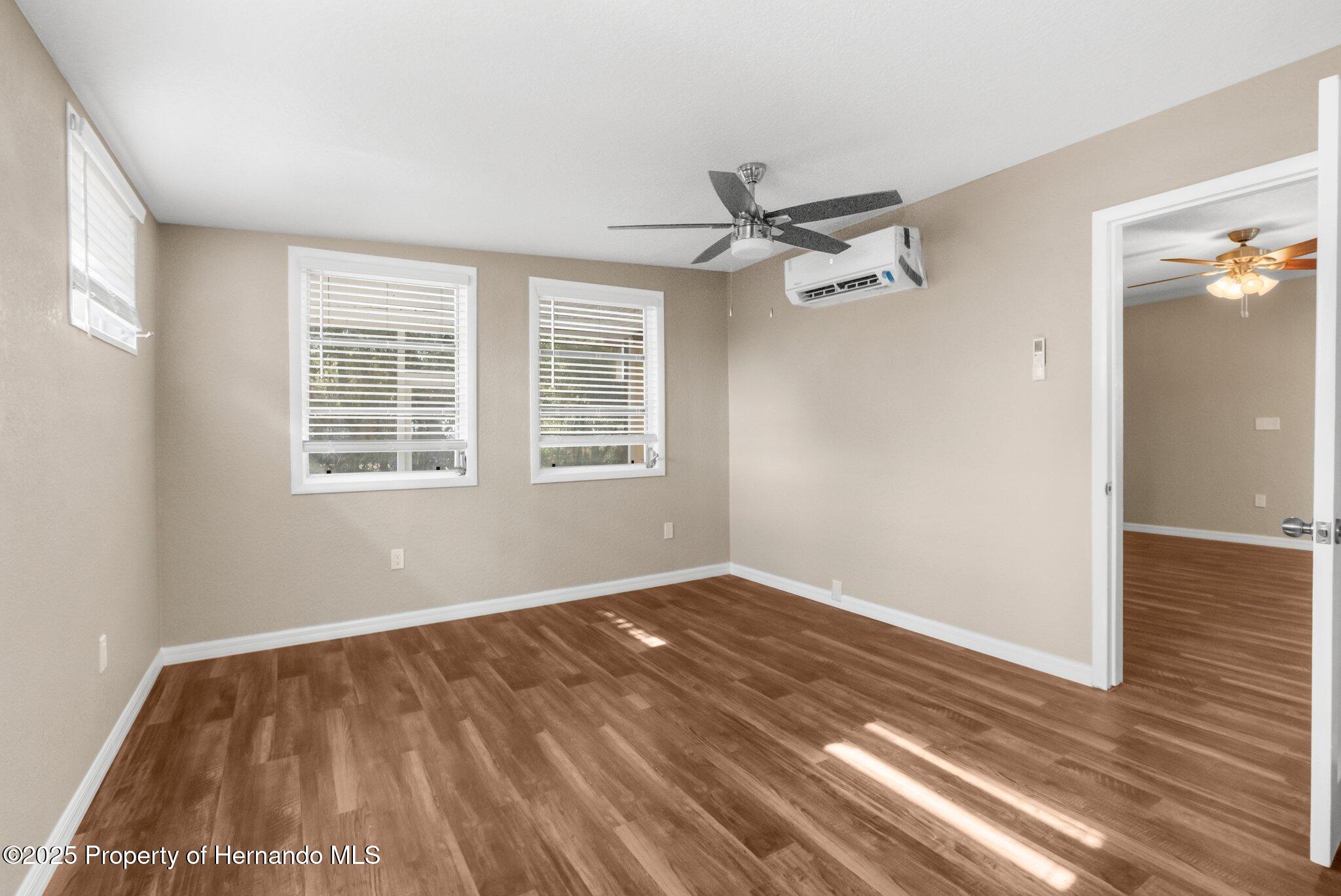 7083 Devlin Street, Weeki Wachee, Florida image 26