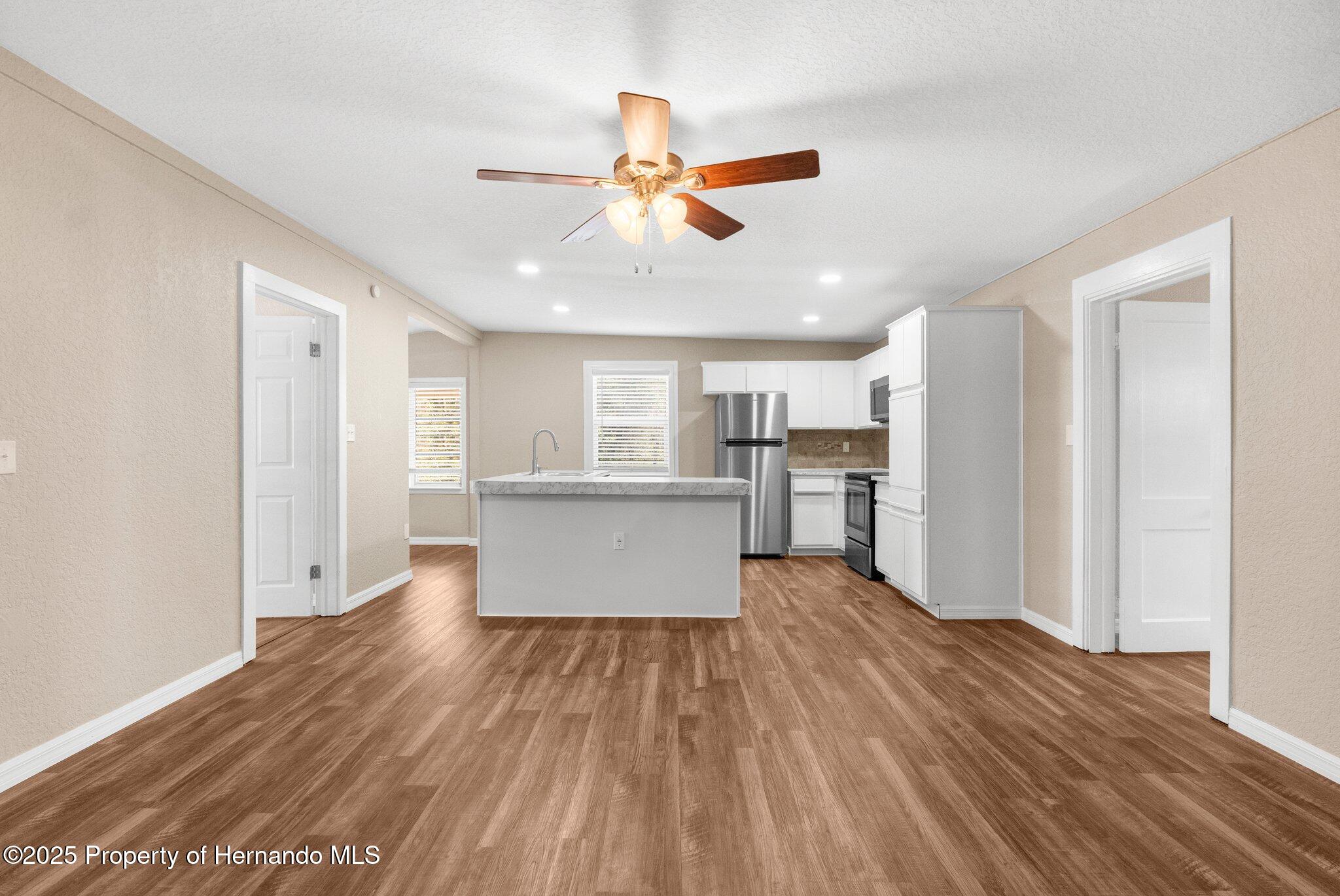 7083 Devlin Street, Weeki Wachee, Florida image 13