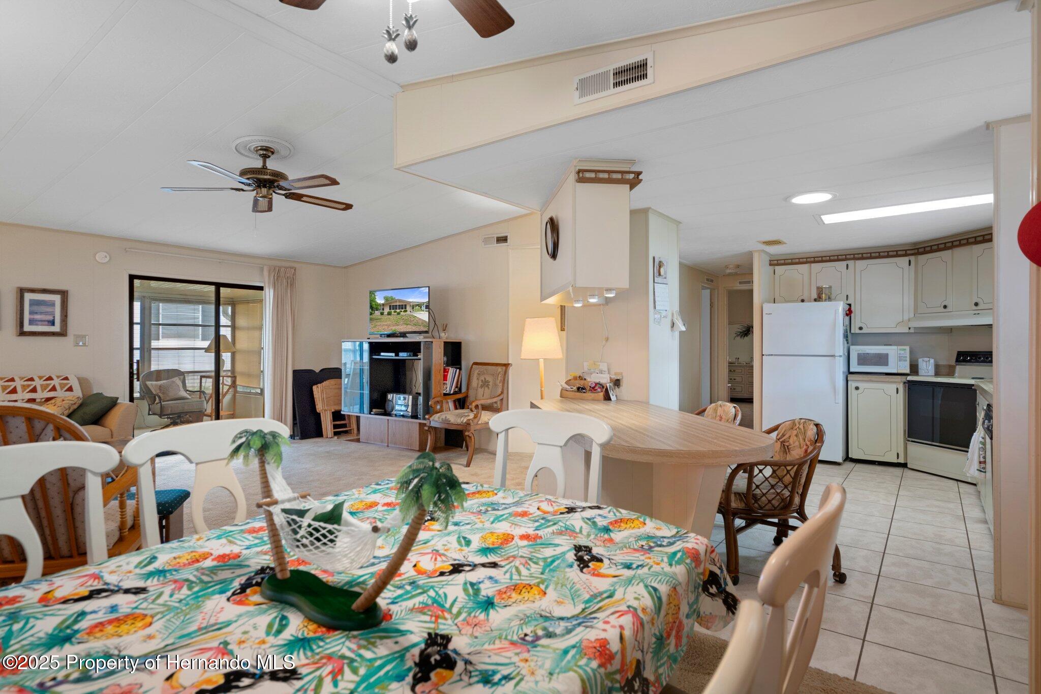 7464 Harlow Street, Brooksville, Florida image 11
