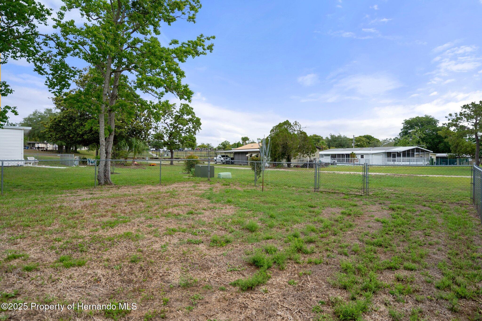 7464 Harlow Street, Brooksville, Florida image 35