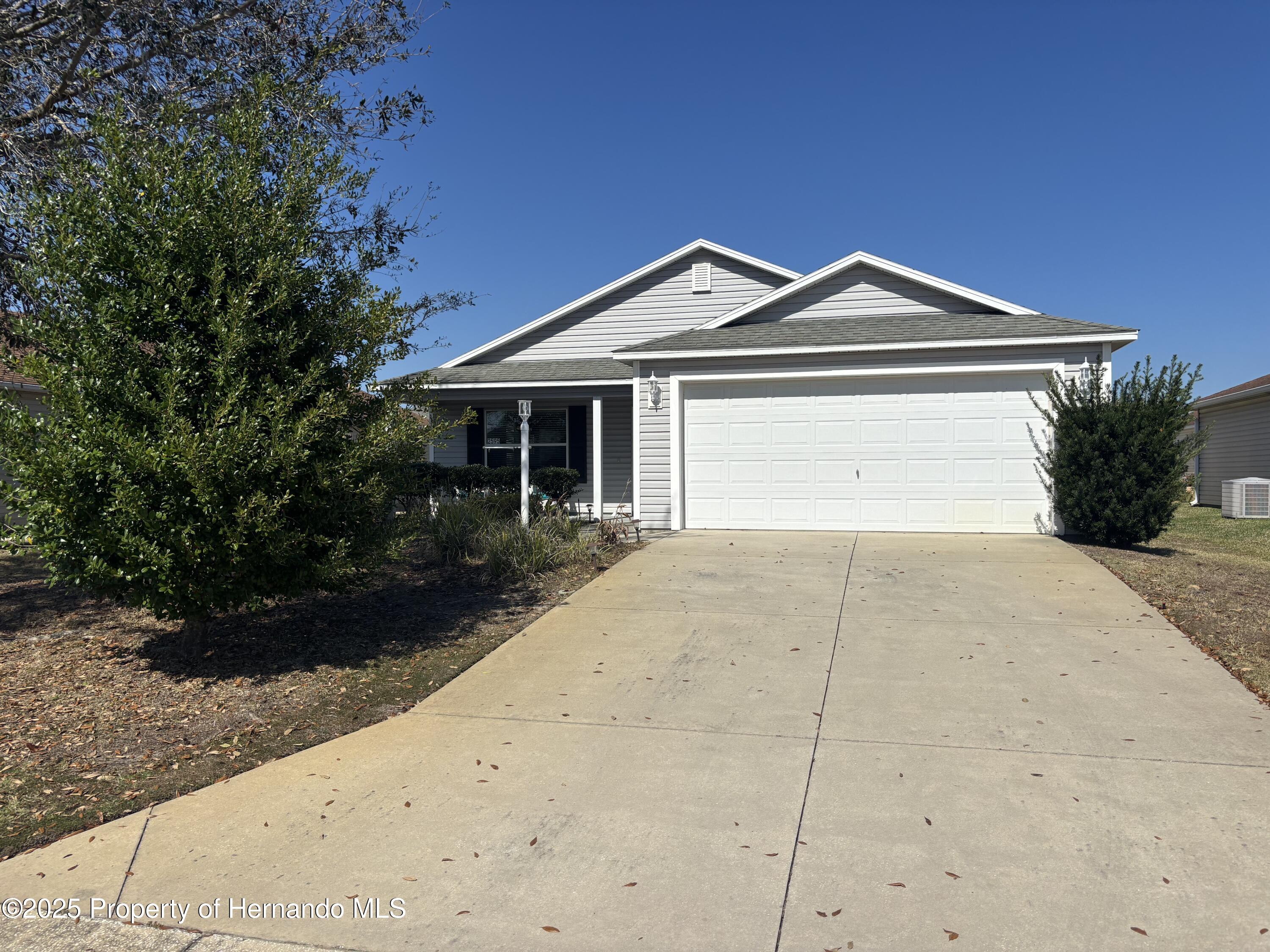 2595 Edenville Path, The Villages, Florida image 2