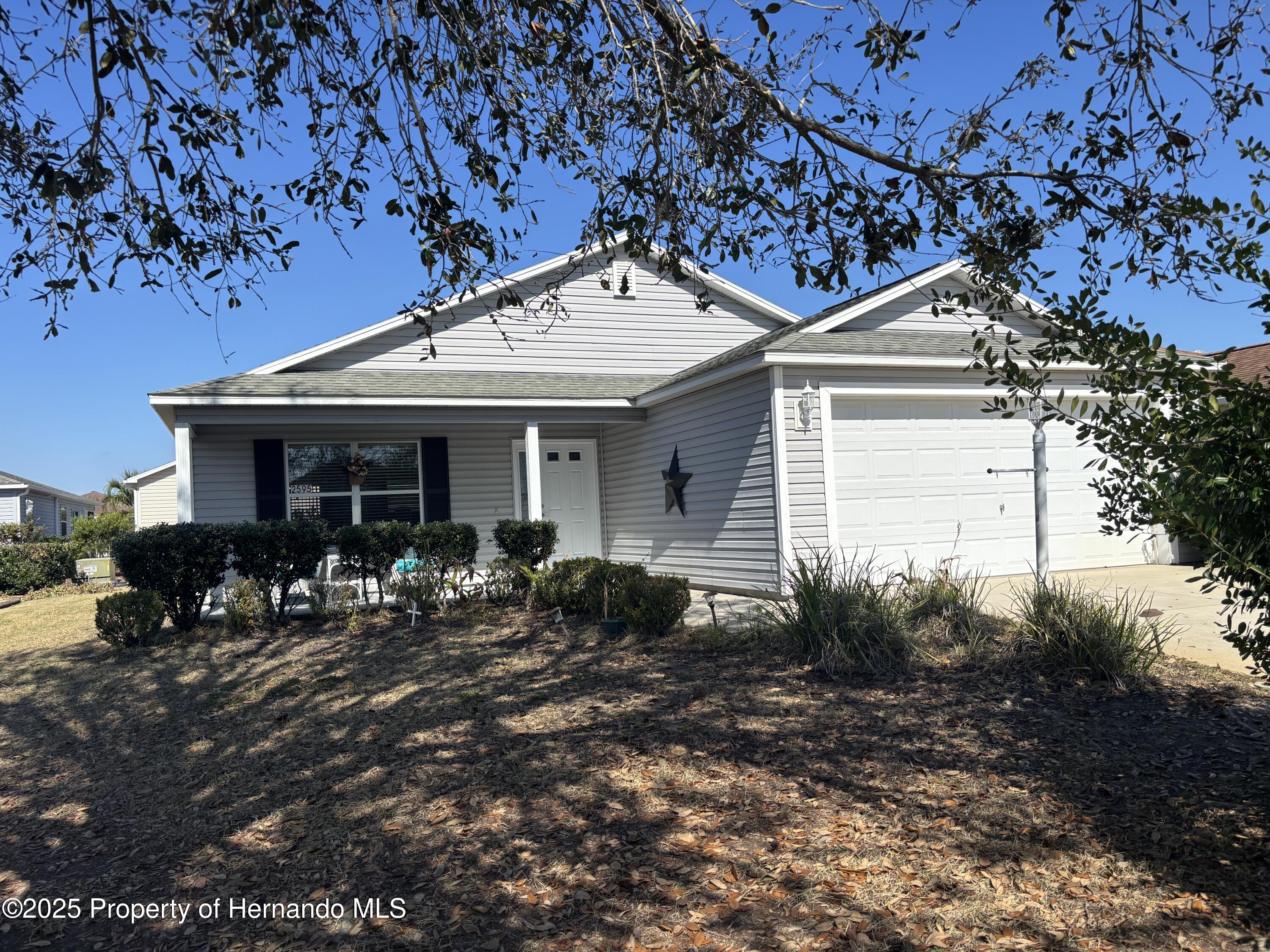 2595 Edenville Path, The Villages, Florida image 1