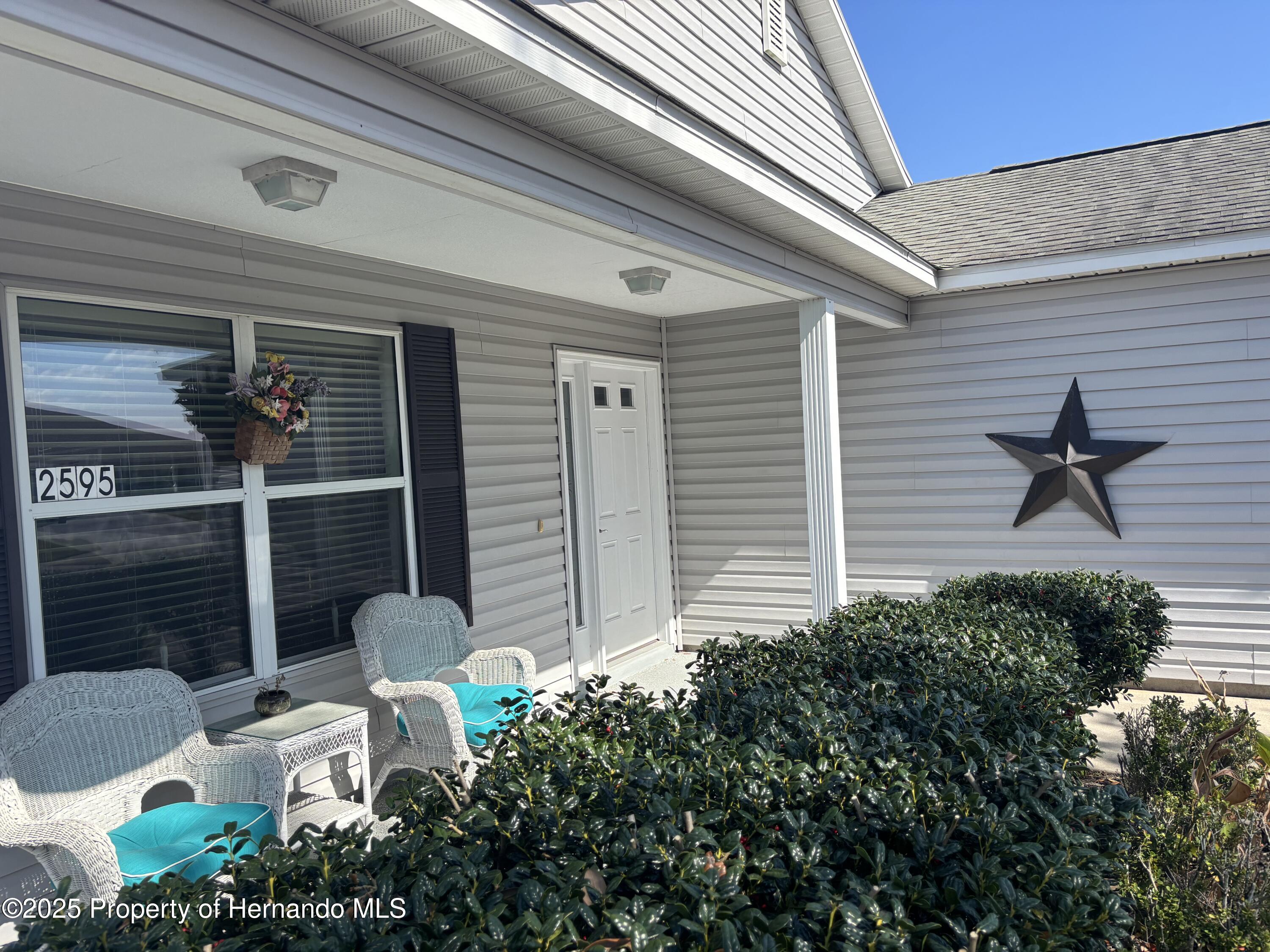2595 Edenville Path, The Villages, Florida image 3