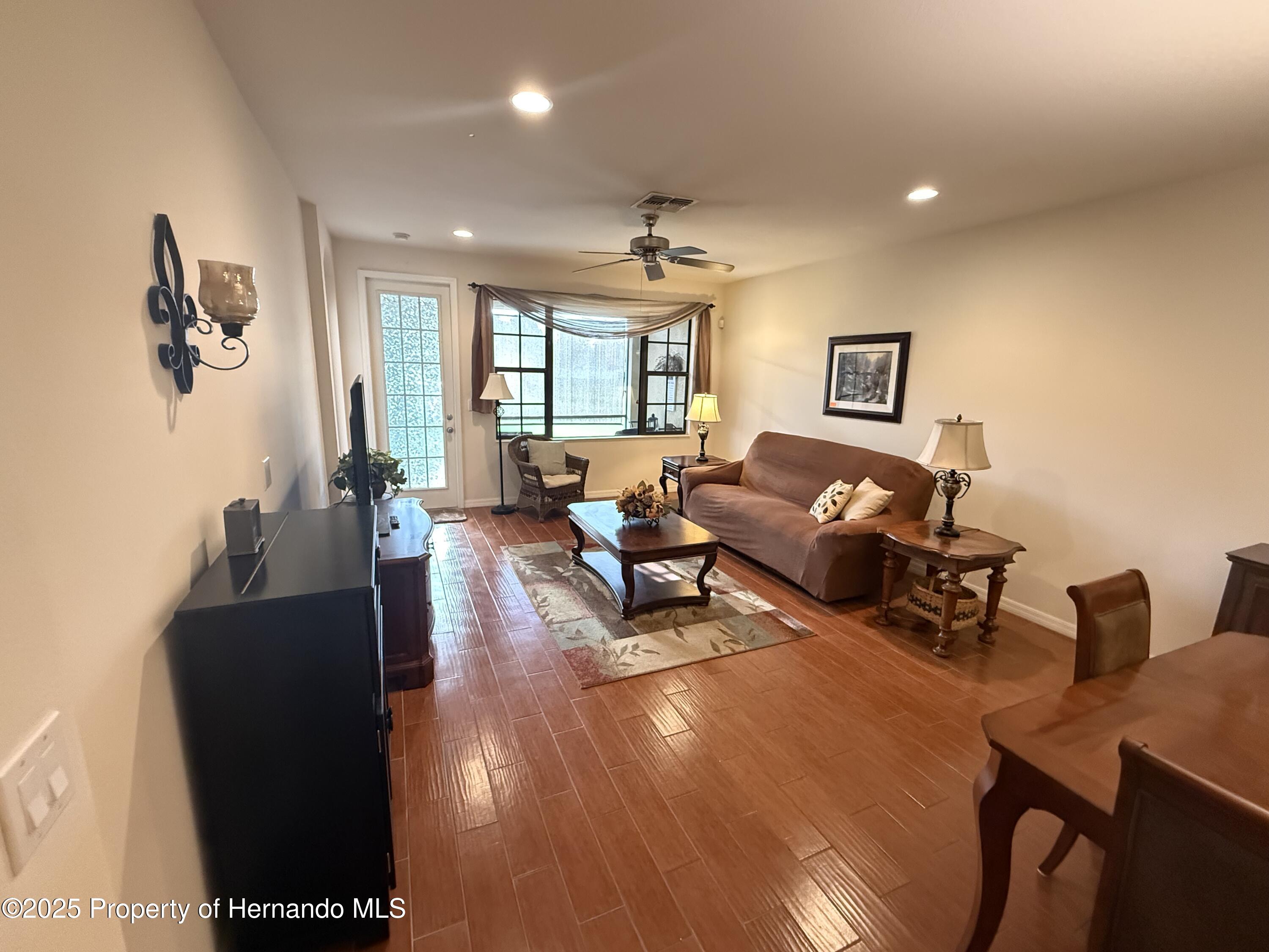 9238 Southern Charm Circle, Brooksville, Florida image 6