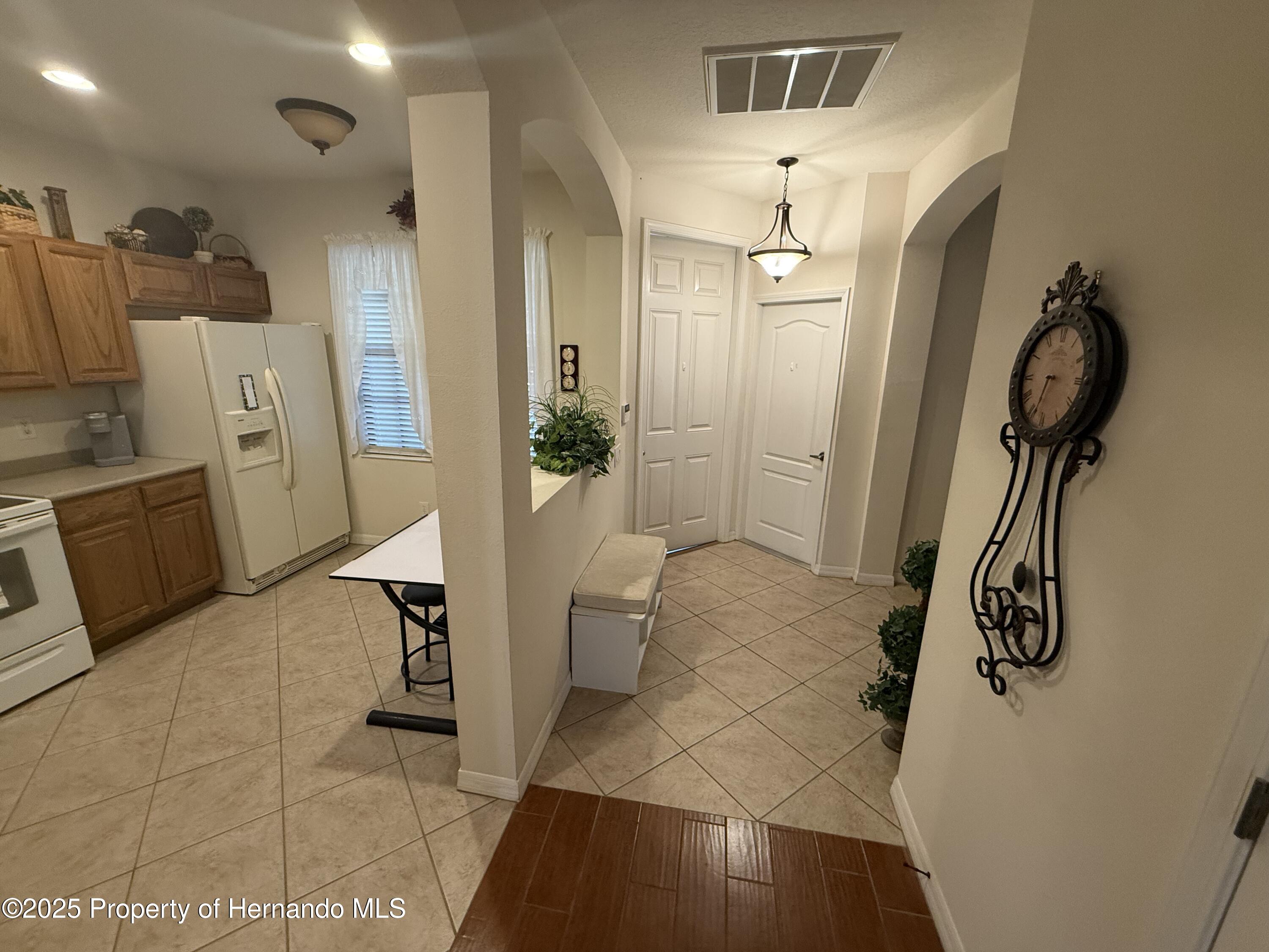9238 Southern Charm Circle, Brooksville, Florida image 3