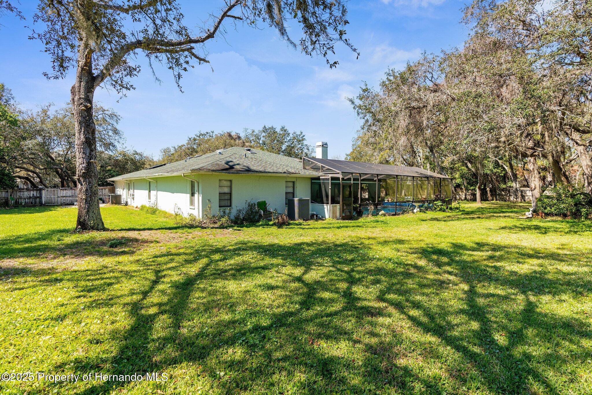 13819 Eagles Rock Court, Hudson, Florida image 7