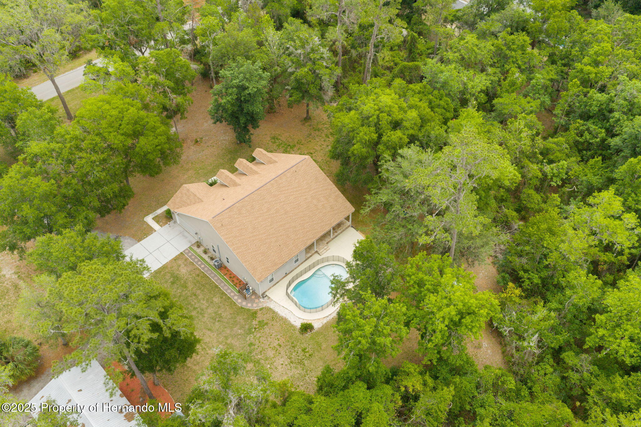 5487 Valley View Drive, Brooksville, Florida image 8