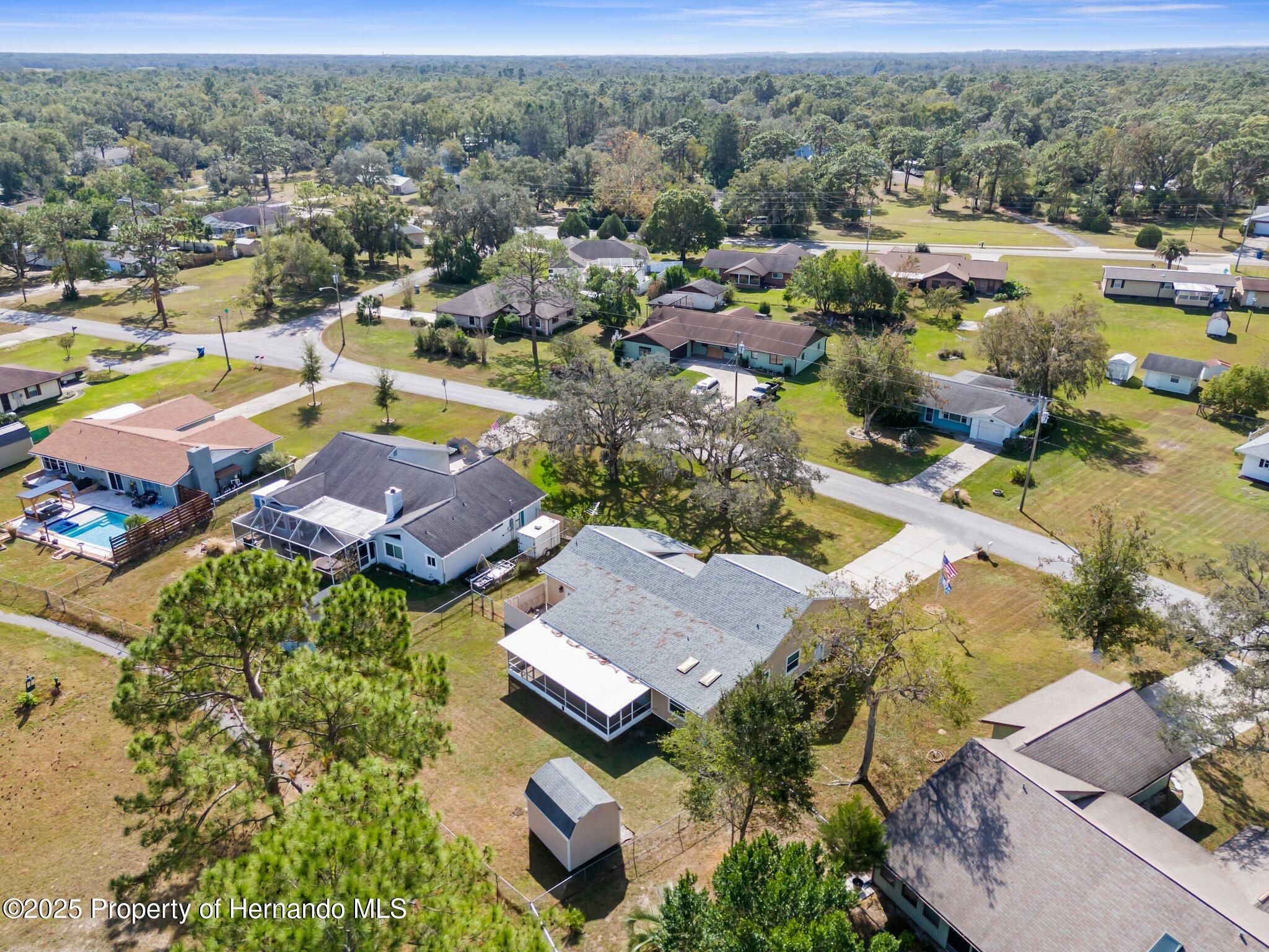 5592 Fairway Drive, Ridge Manor, Florida image 35