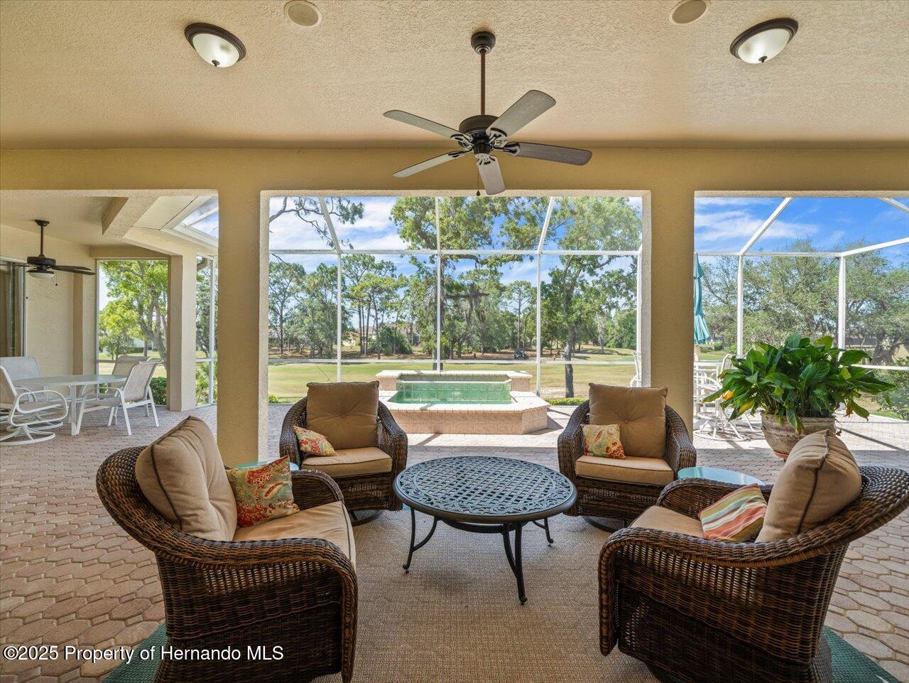 9216 Tarleton Circle, Weeki Wachee, Florida image 43