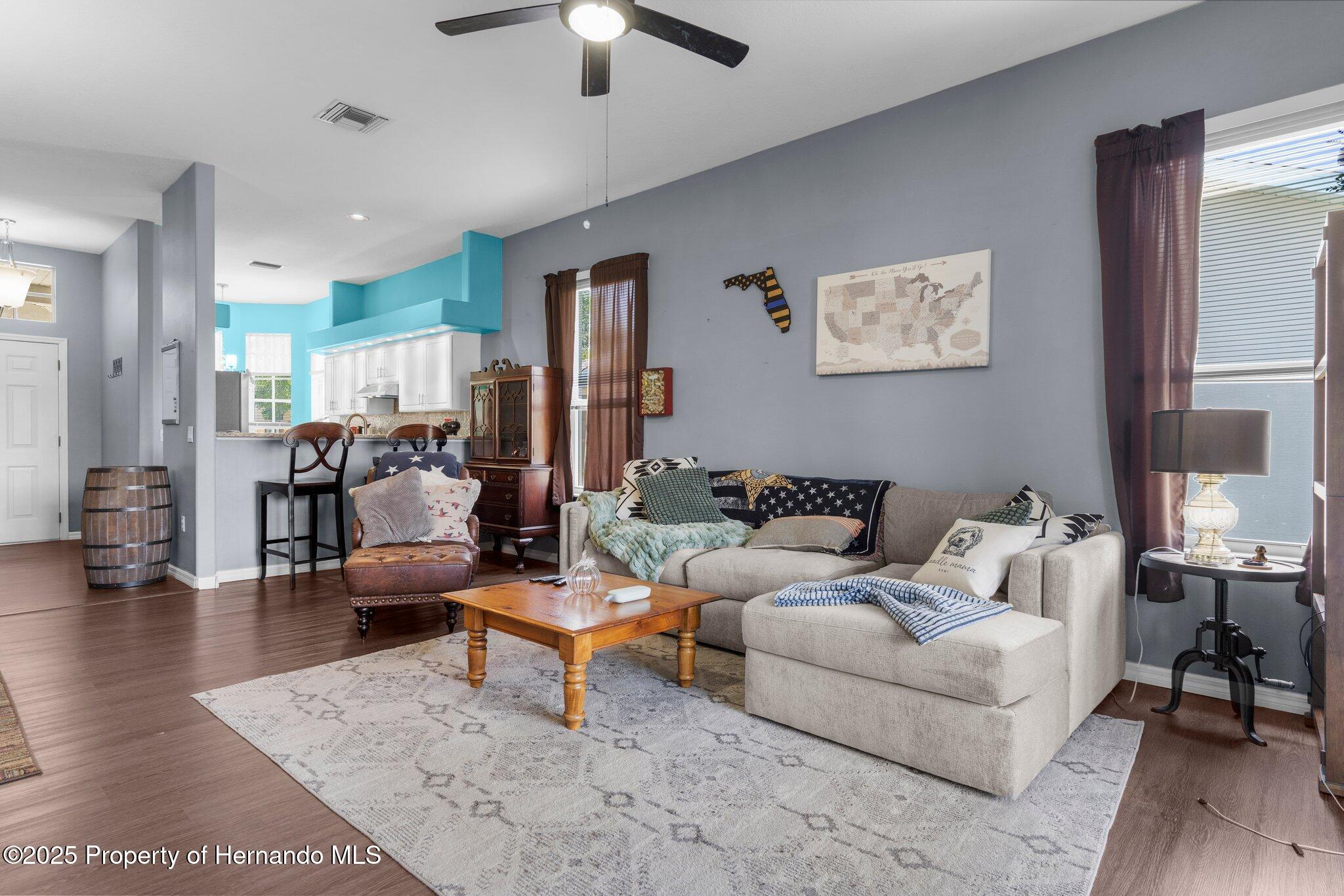 9407 Burnam Drive, Weeki Wachee, Florida image 6