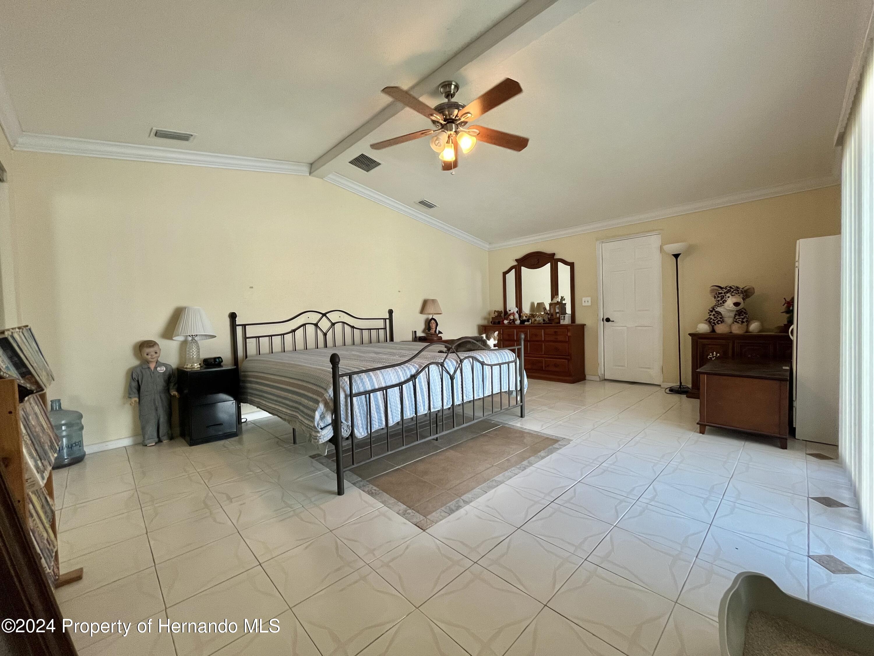 10915 Bridleton Road, Port Richey, Florida image 10