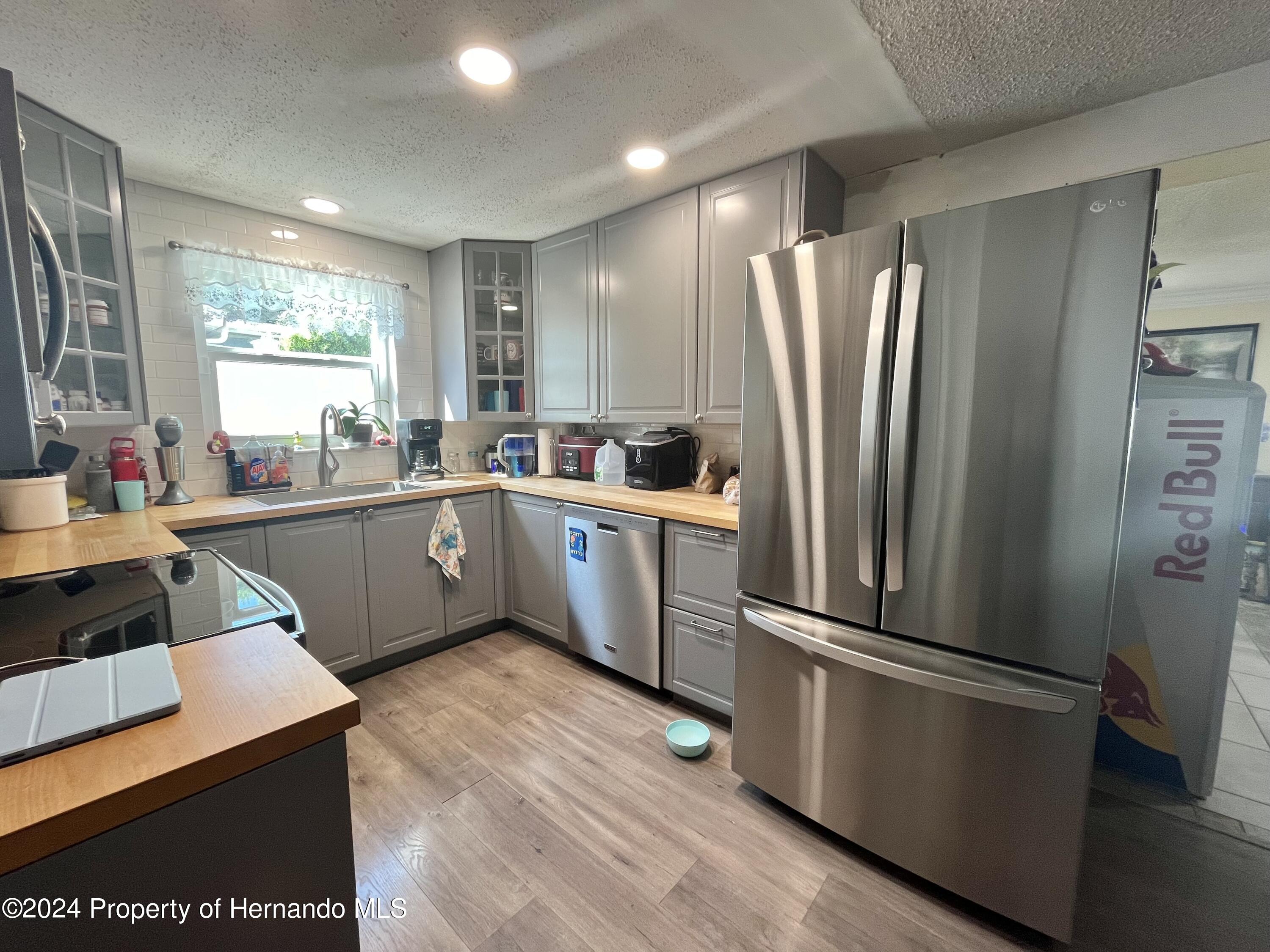 10915 Bridleton Road, Port Richey, Florida image 9