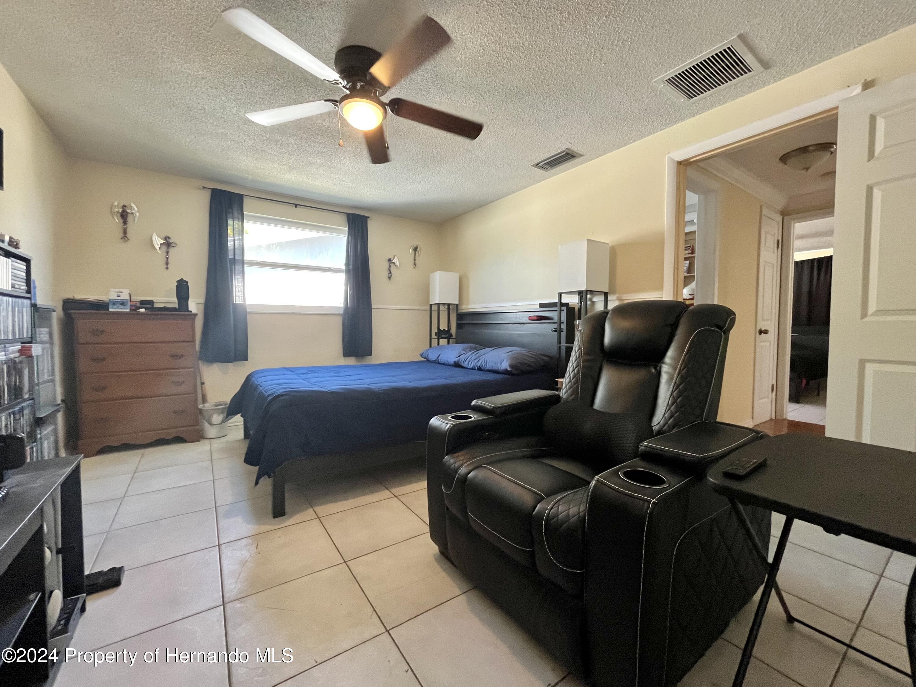 10915 Bridleton Road, Port Richey, Florida image 18