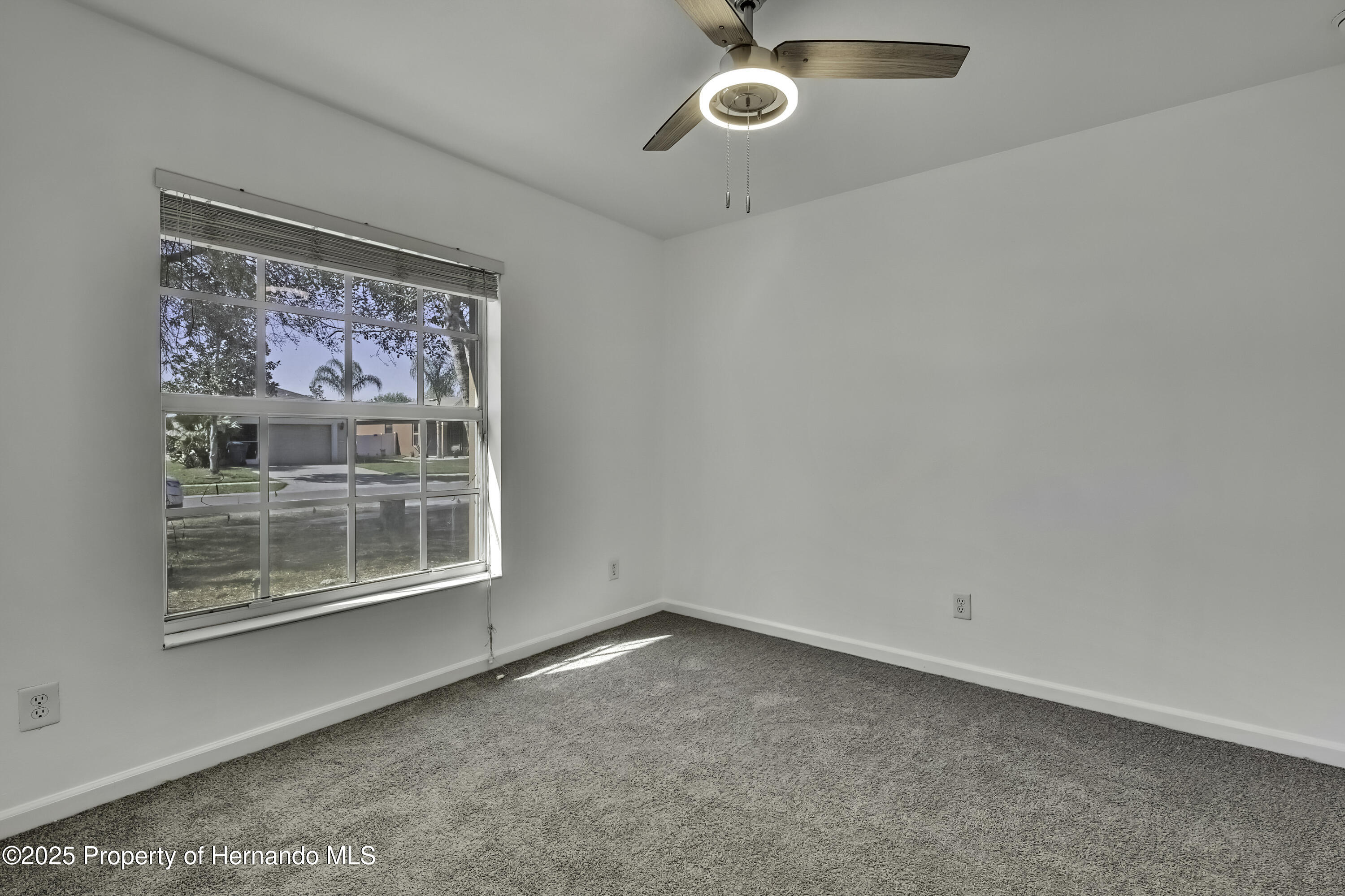 14637 Wake Robin Drive, Brooksville, Florida image 34