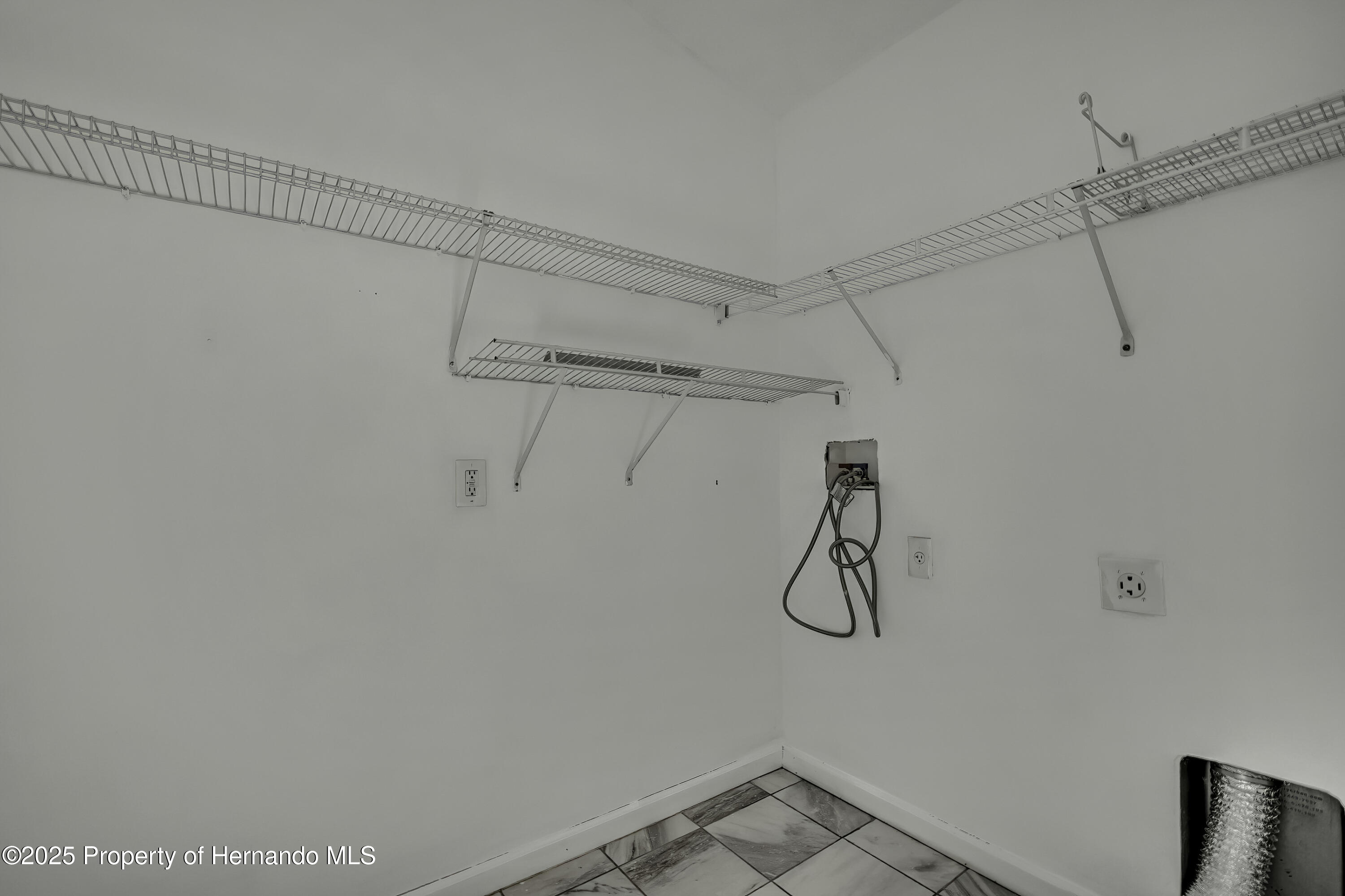 14637 Wake Robin Drive, Brooksville, Florida image 37