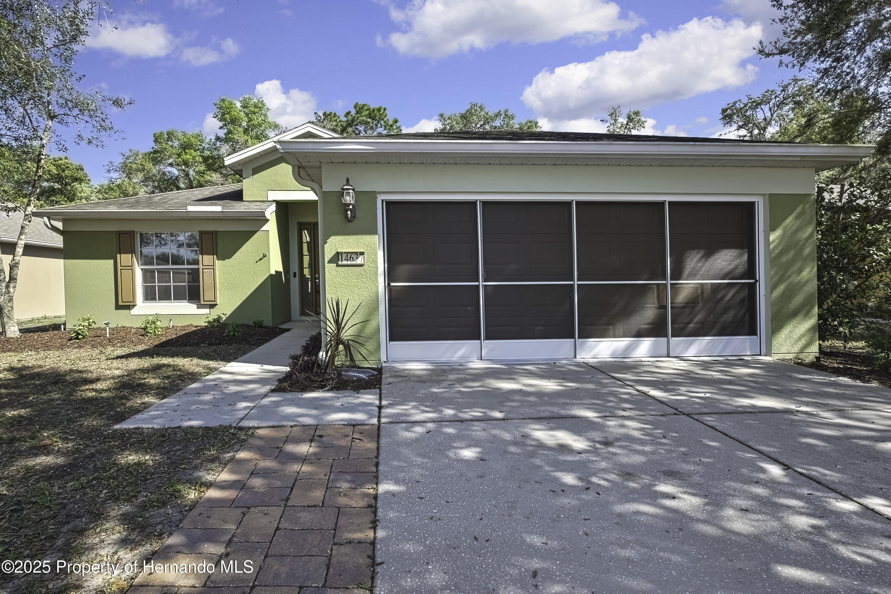 14637 Wake Robin Drive, Brooksville, Florida image 4