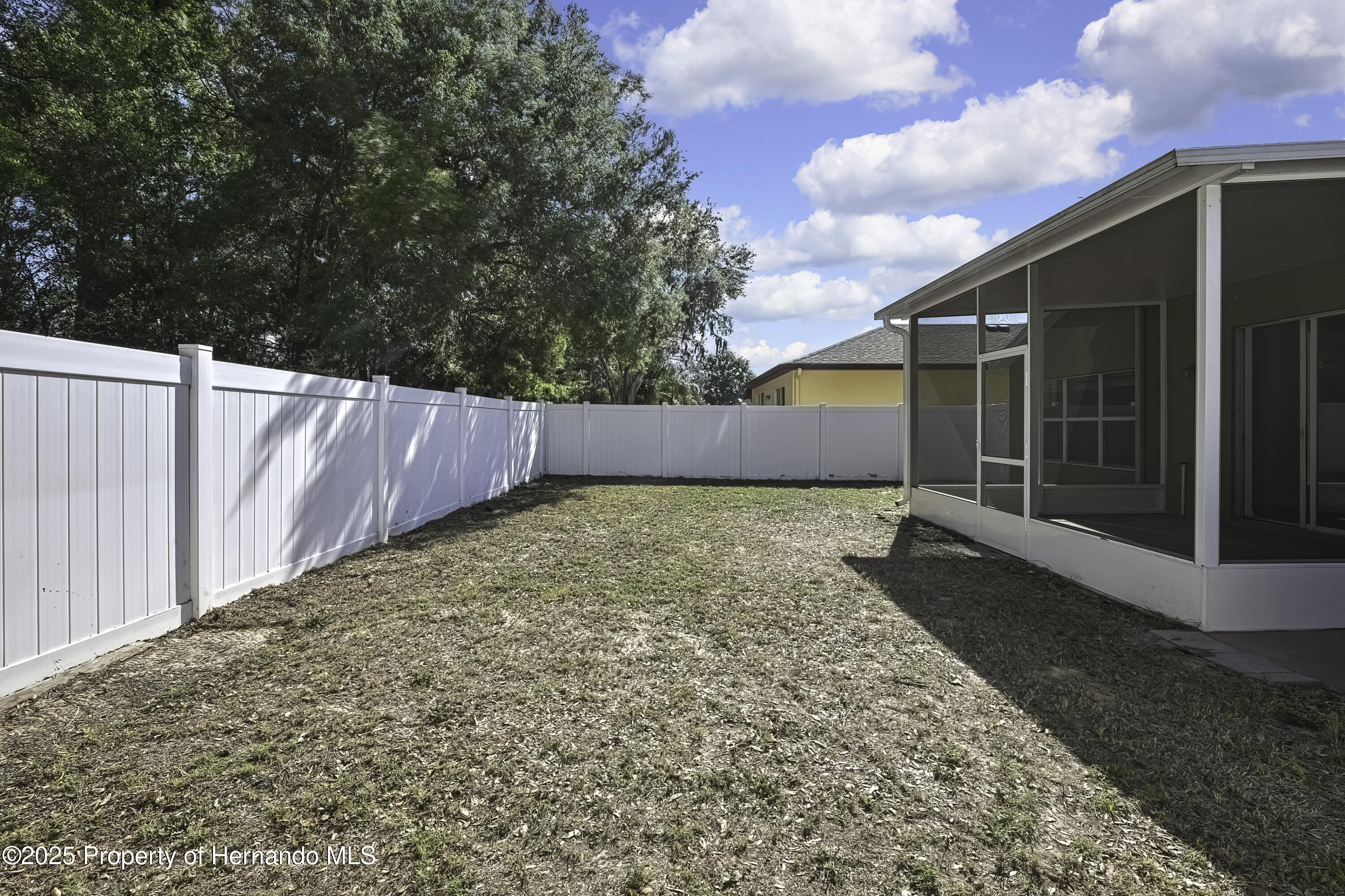14637 Wake Robin Drive, Brooksville, Florida image 44