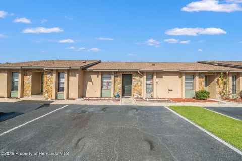 Condo For Sale - 7110 Barclay Avenue<br/> Hernando County, Spring Hill, FL 34608