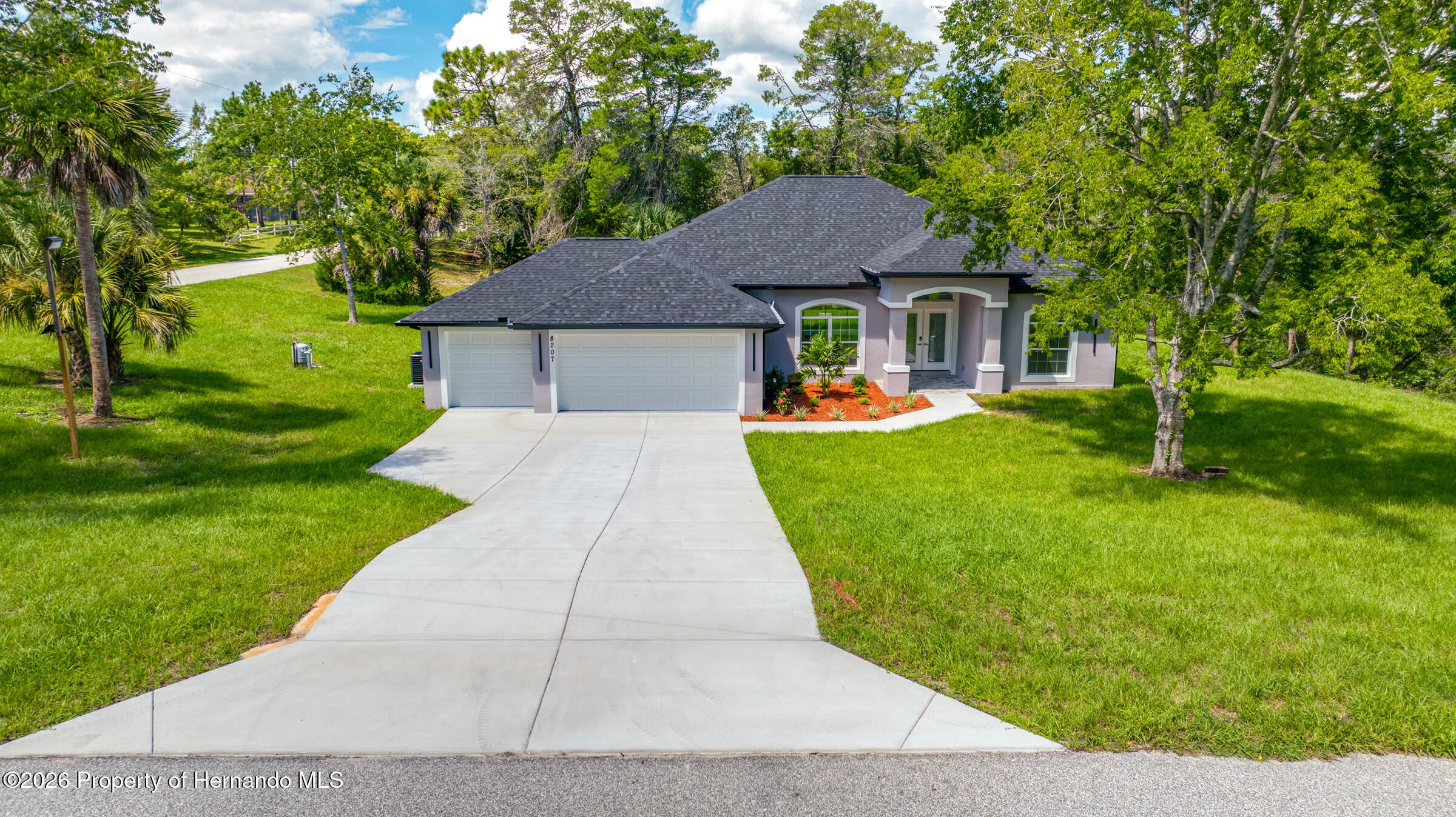 8207 Christopher Lane