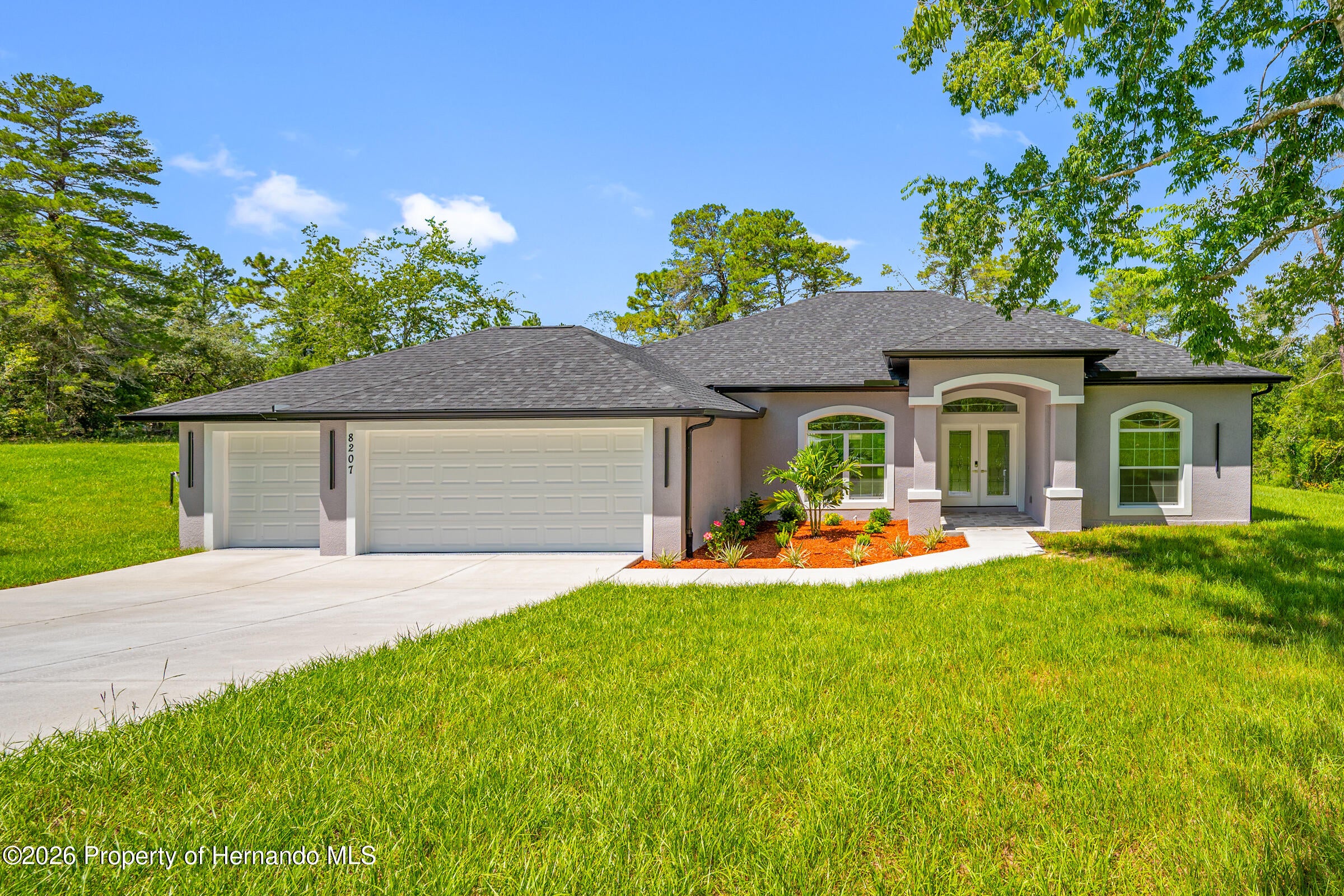 8207 Christopher Lane