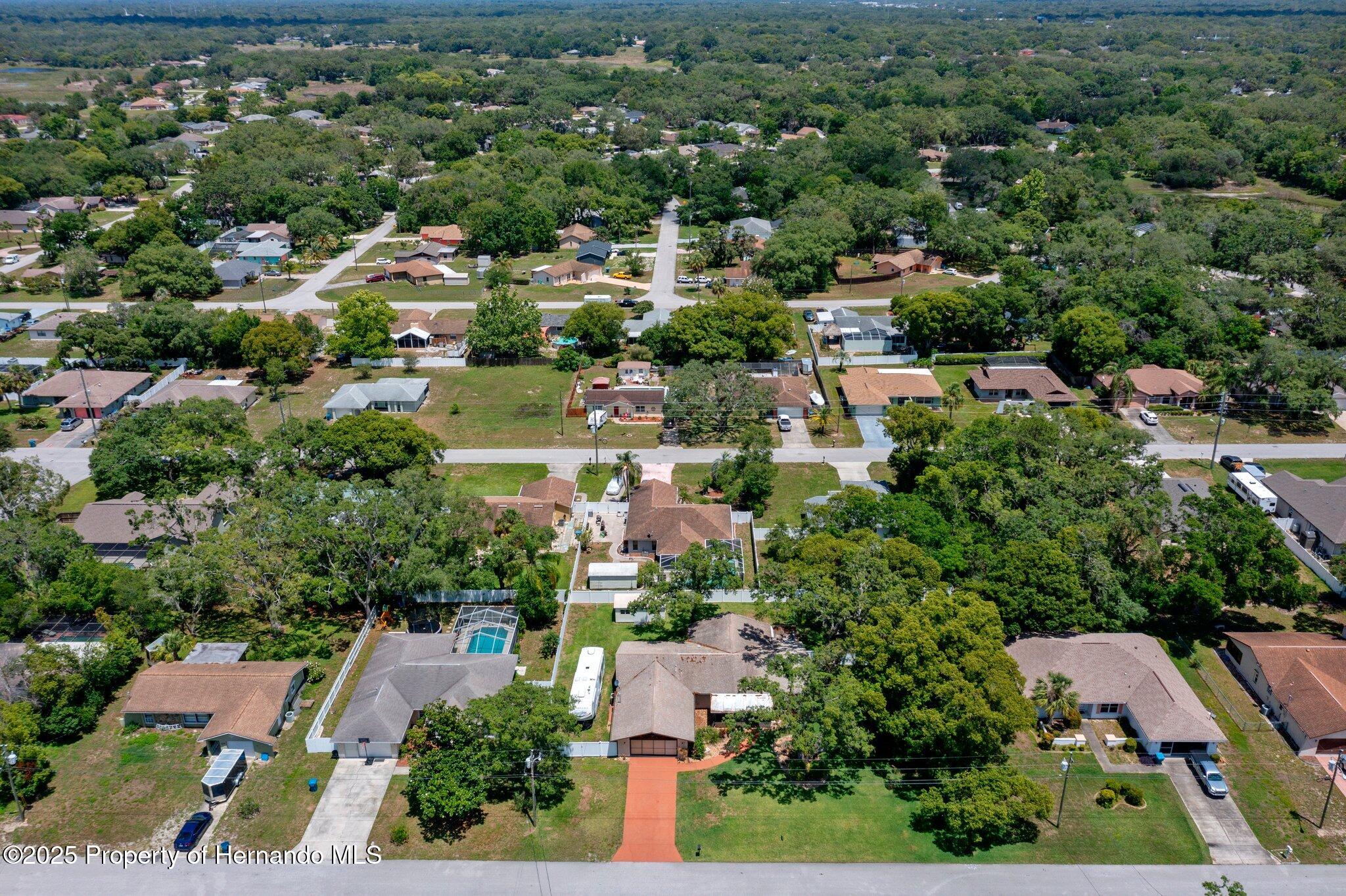 7630 Landmark Drive, Spring Hill, Florida image 4