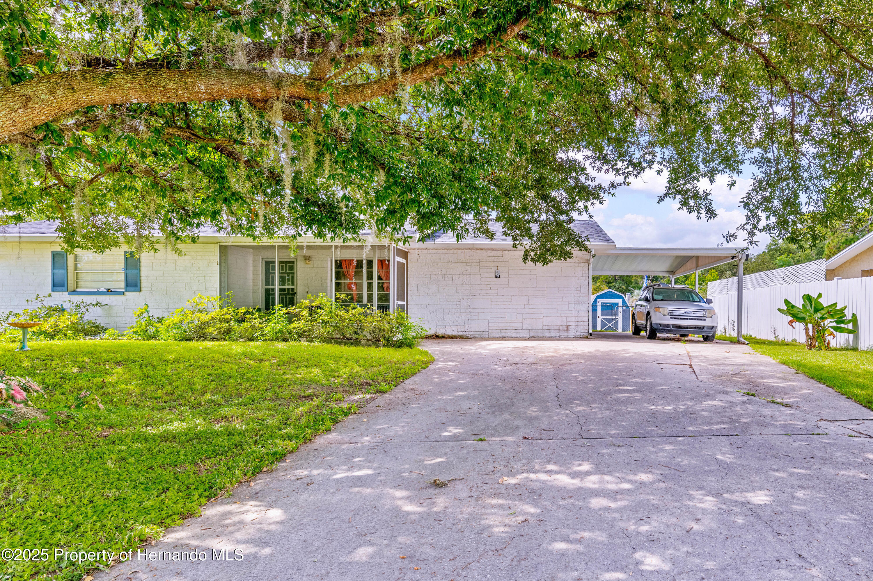 1236 NE 3rd Street, Crystal River, Florida image 3