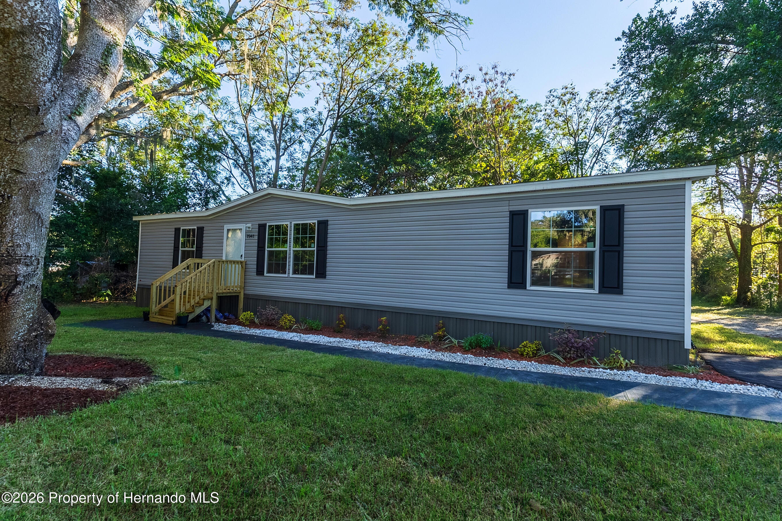 7541 Gordon Loop
