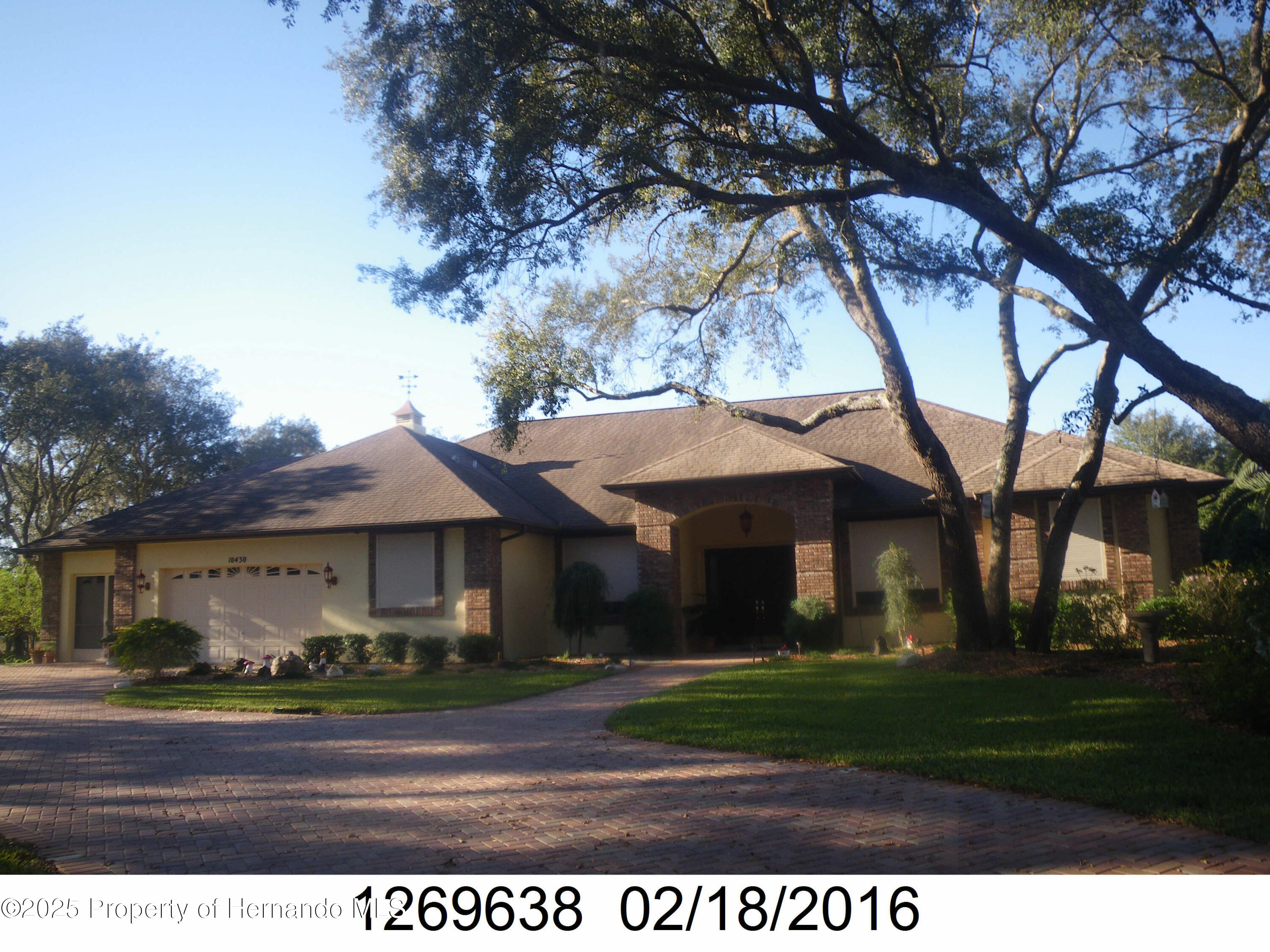 10430 Ramble Ridge Court, Weeki Wachee, Florida image 1