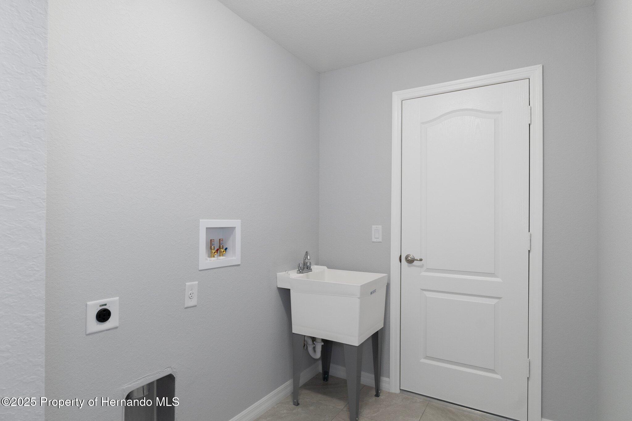 12192 Eskimo Curlew Road, Brooksville, Florida image 36