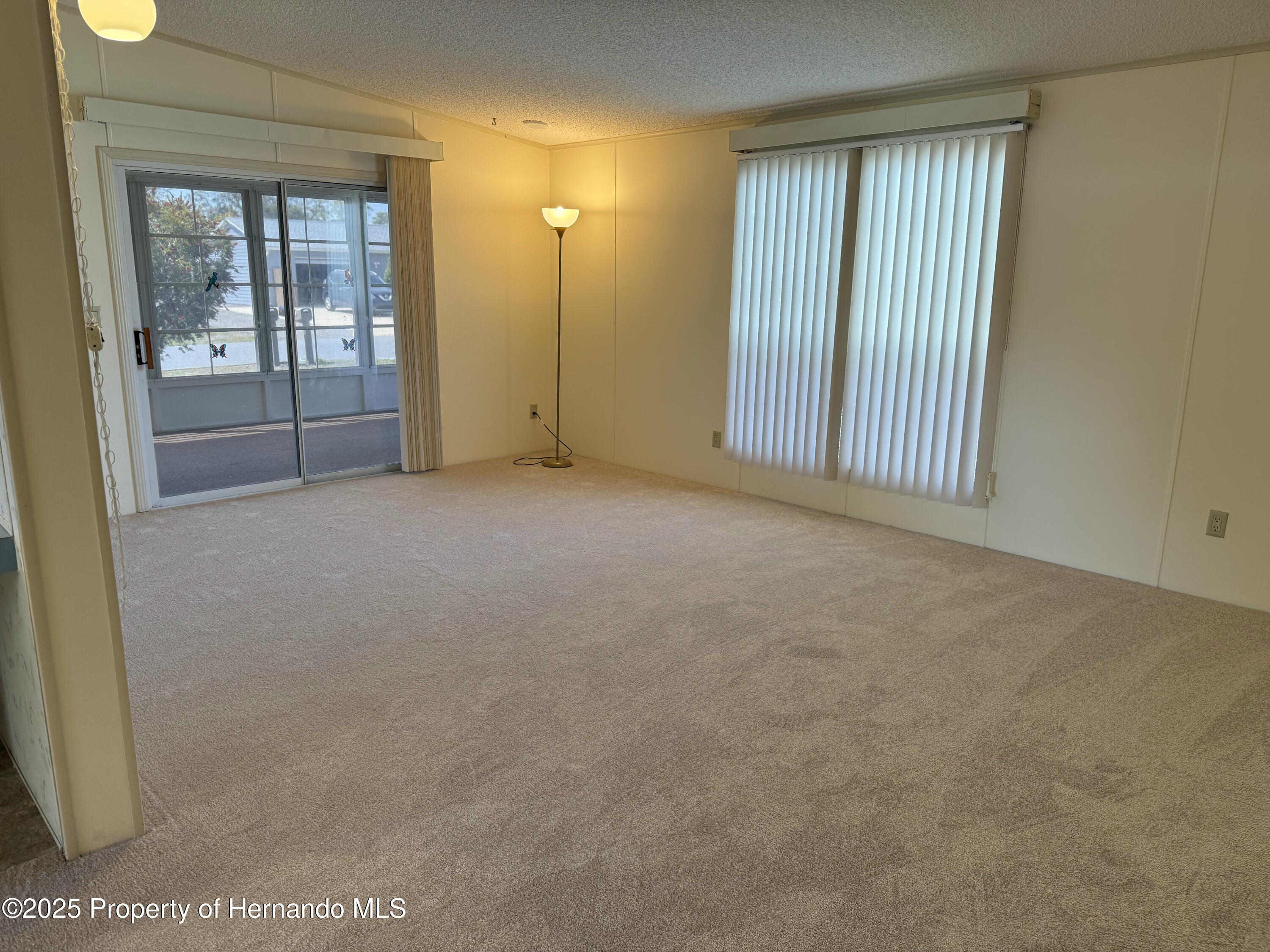 7358 First Loop Avenue, Brooksville, Florida image 9