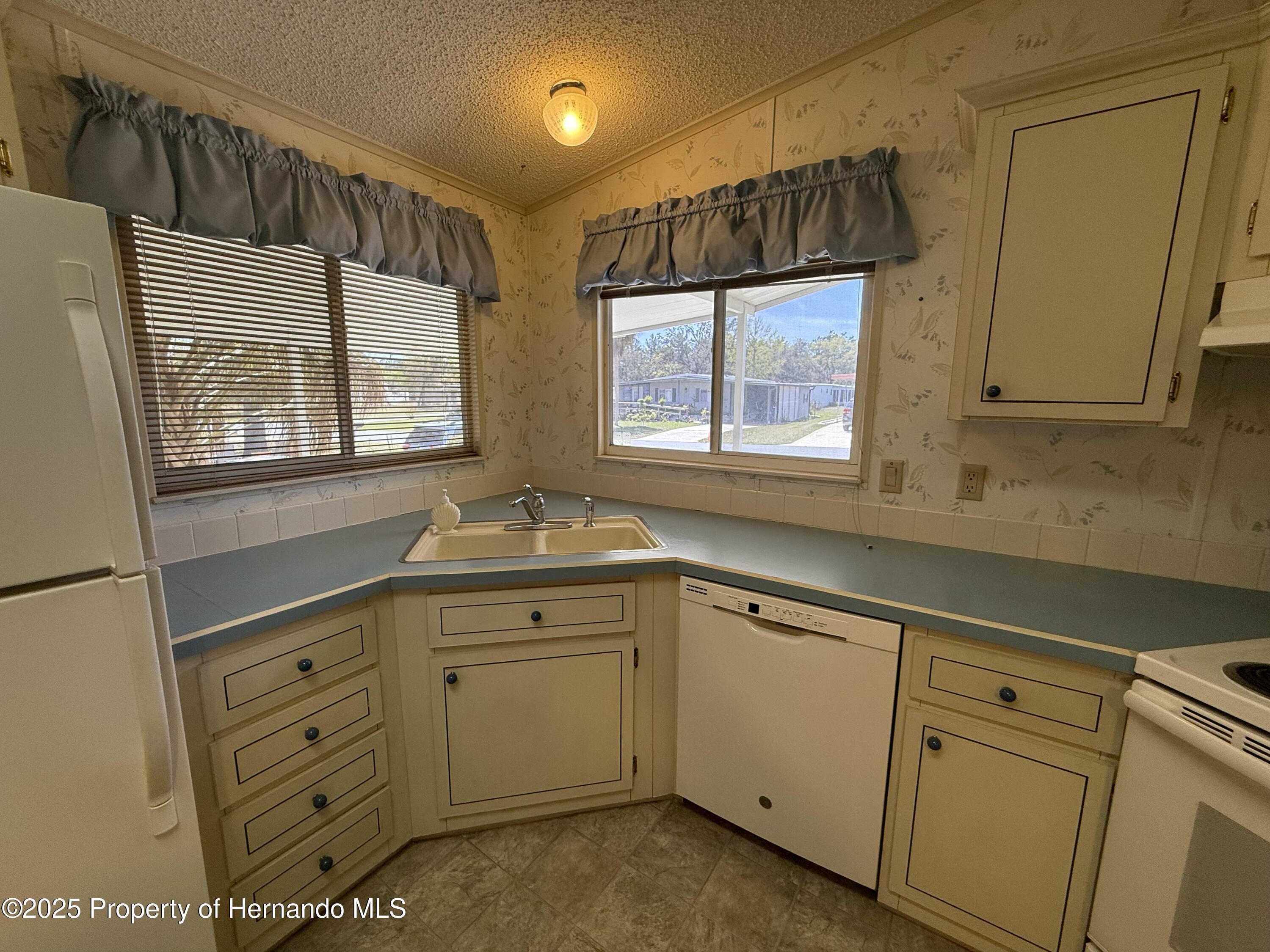 7358 First Loop Avenue, Brooksville, Florida image 18