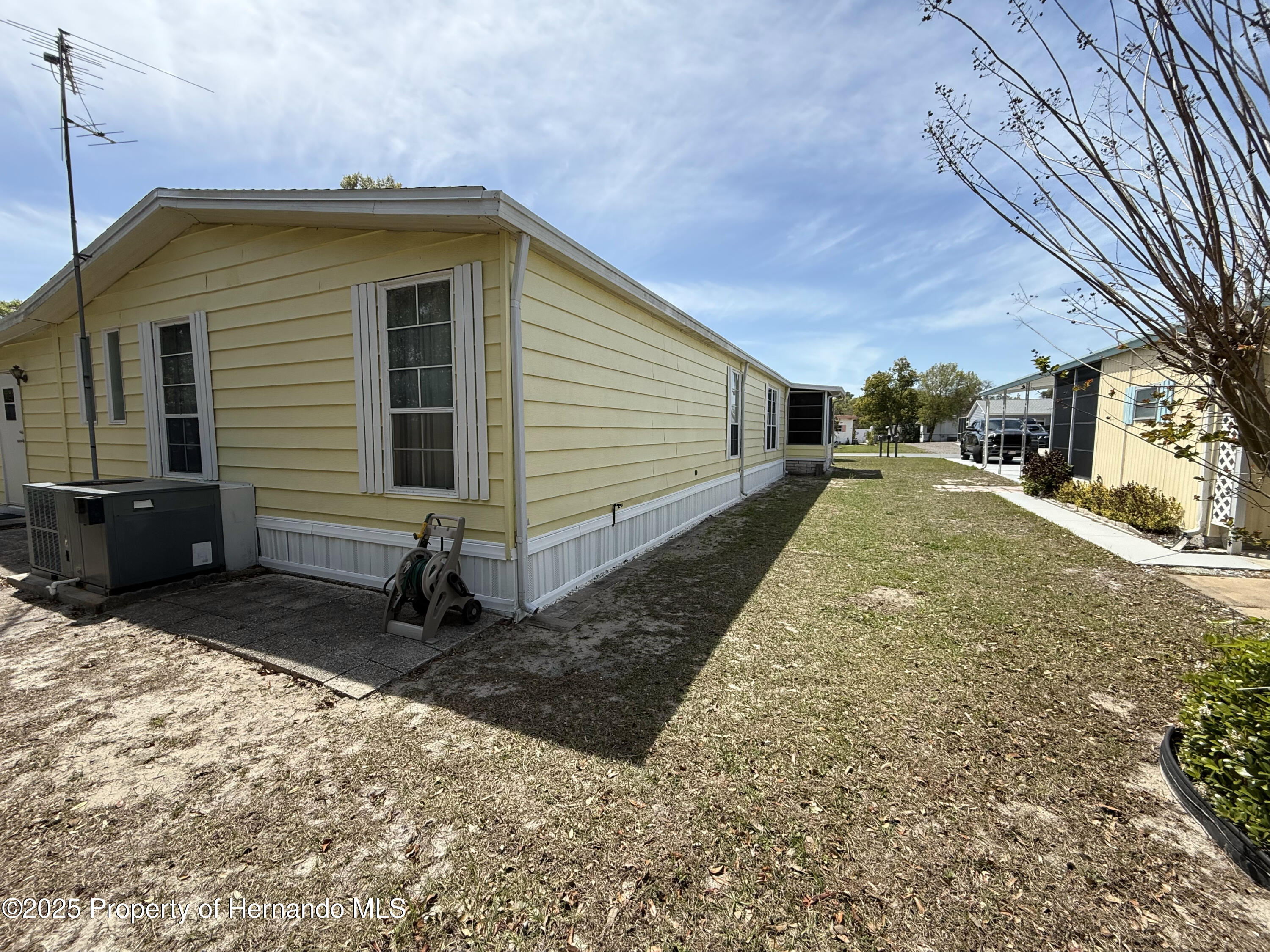 7358 First Loop Avenue, Brooksville, Florida image 5