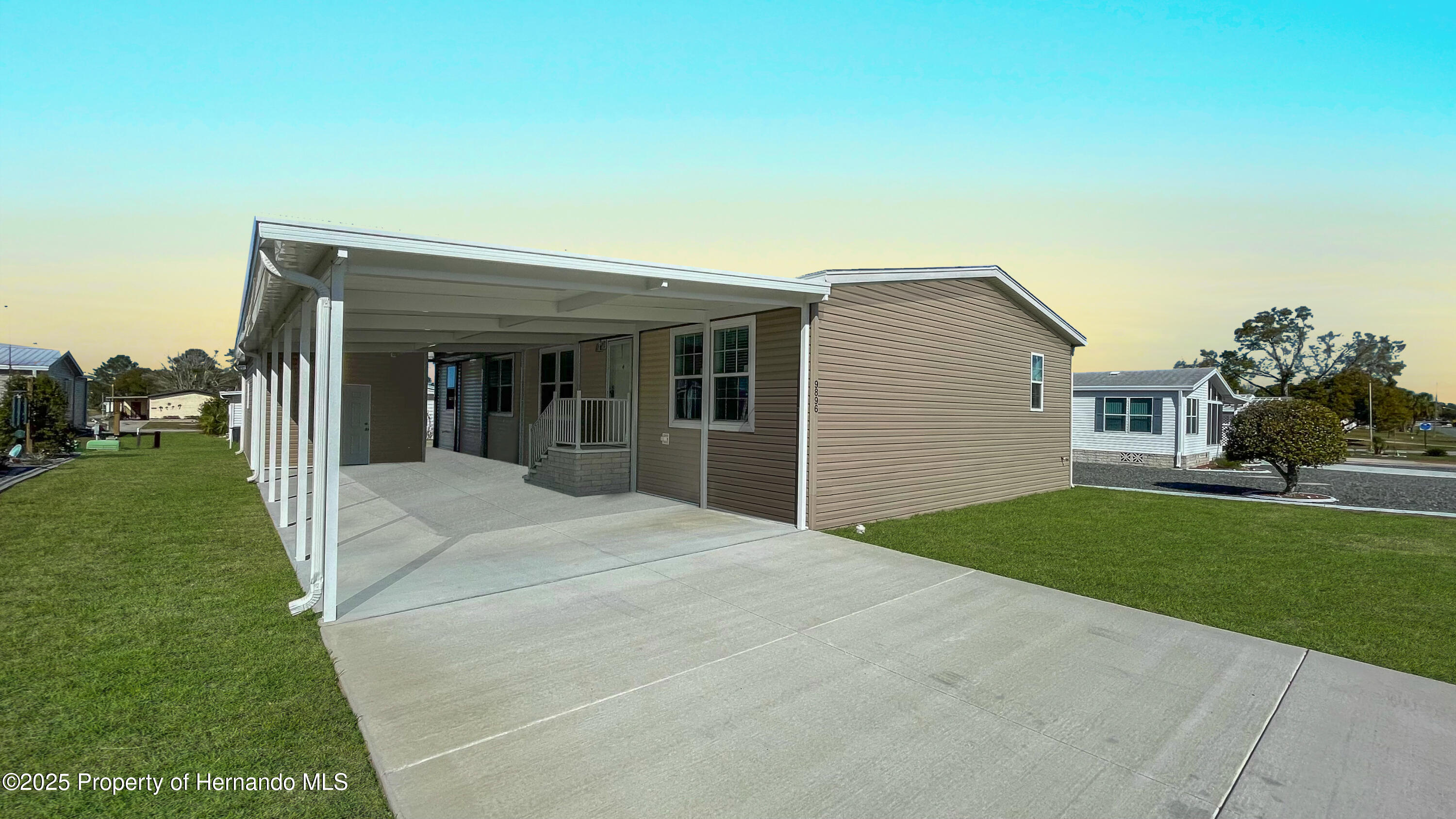 9896 Scepter Avenue, Brooksville, Florida image 1