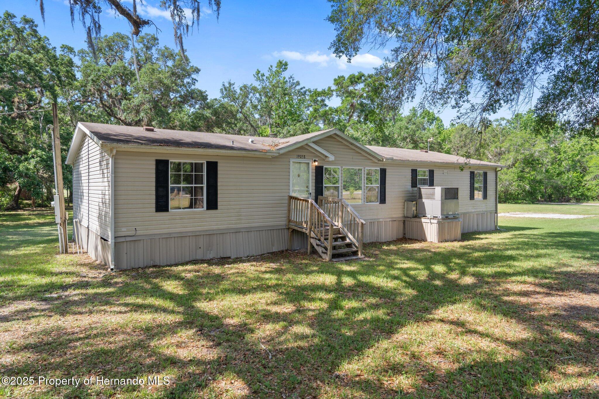 19058 Wiscon Road, Brooksville, Florida image 23