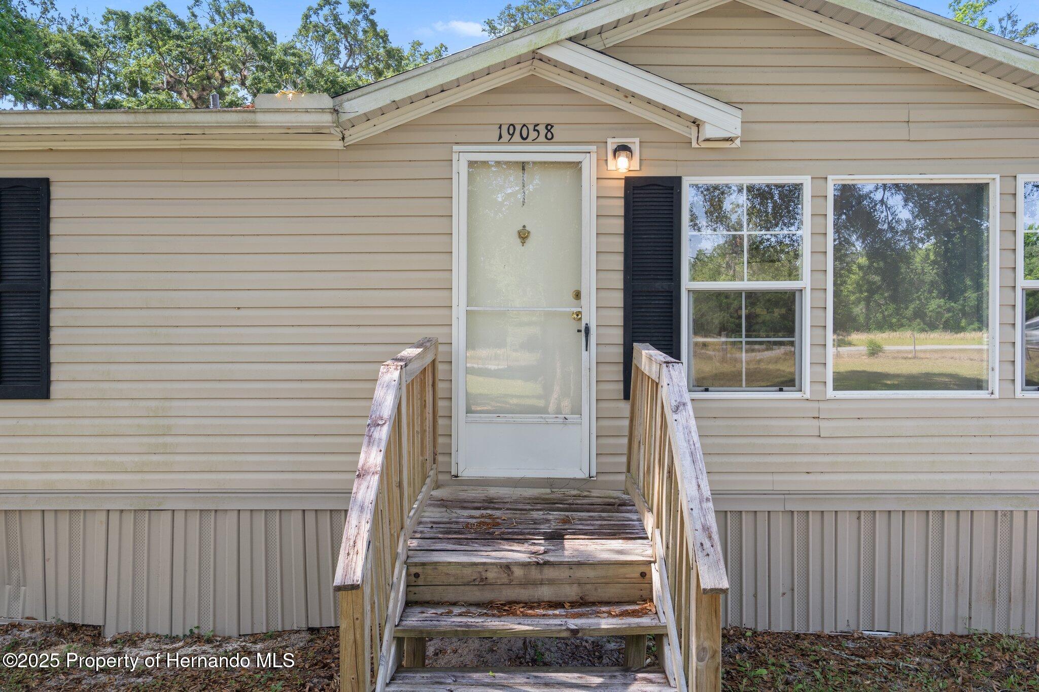 19058 Wiscon Road, Brooksville, Florida image 25