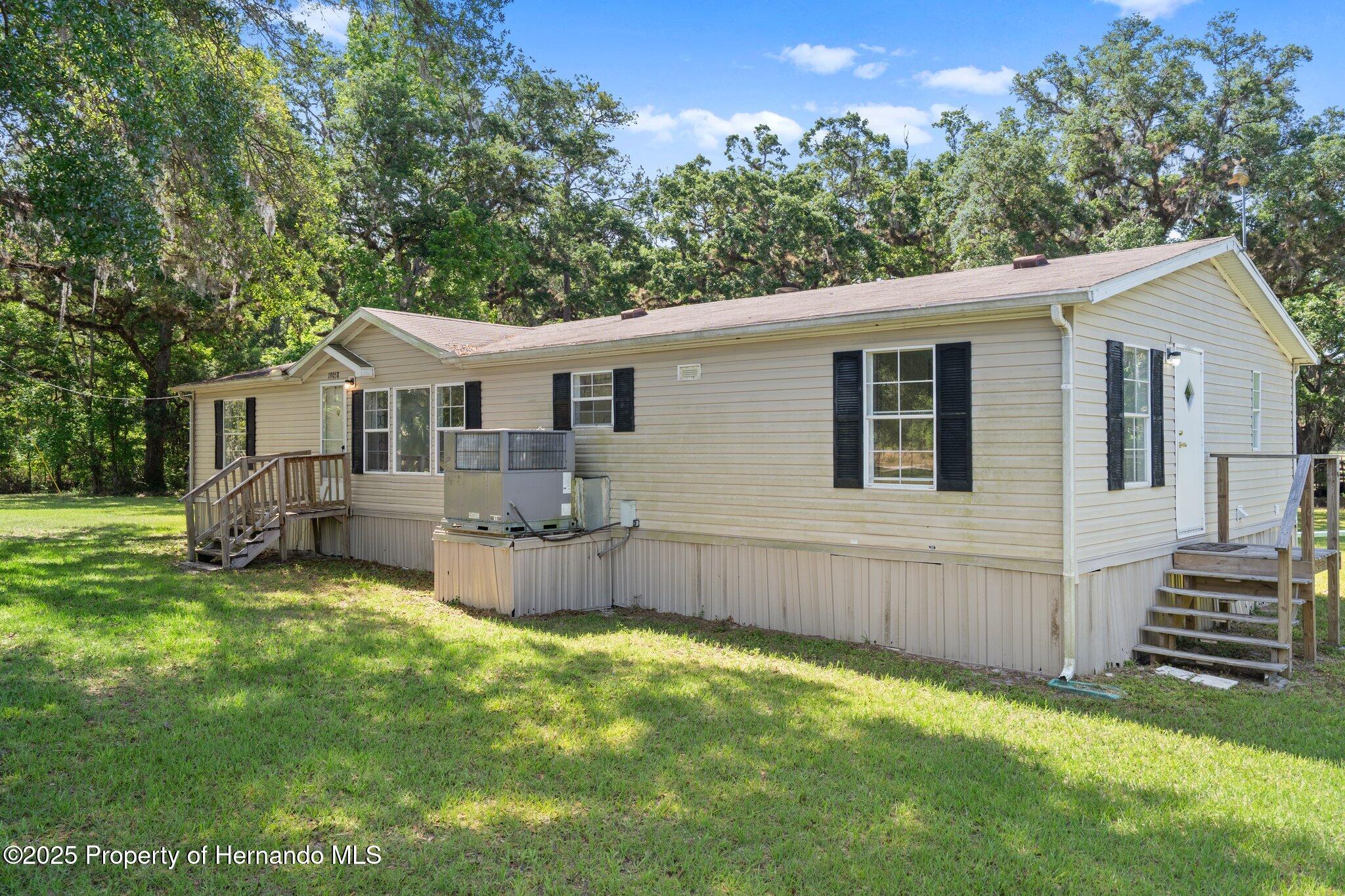 19058 Wiscon Road, Brooksville, Florida image 24