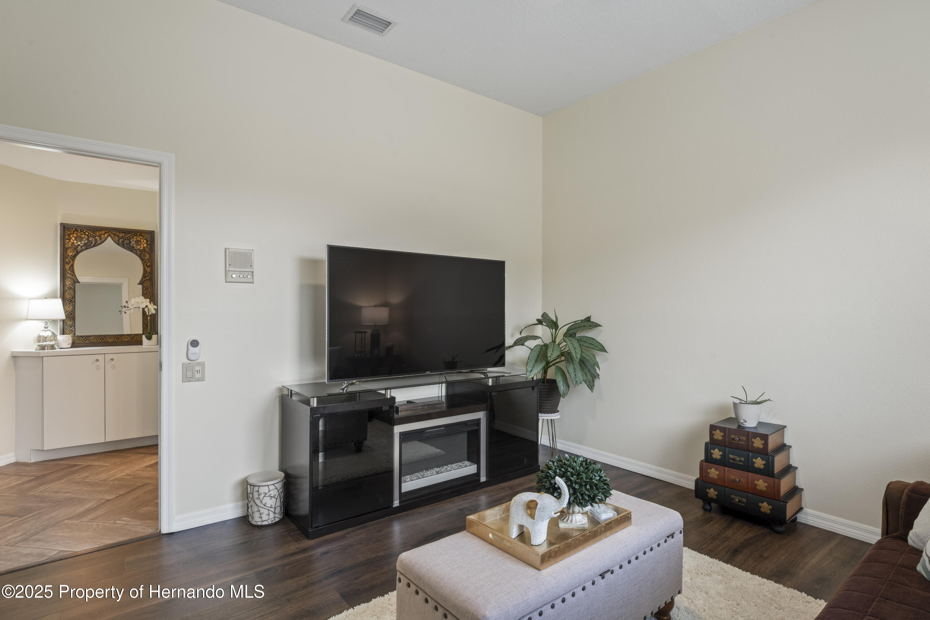 9315 Fox Hollow Lane, Weeki Wachee, Florida image 42