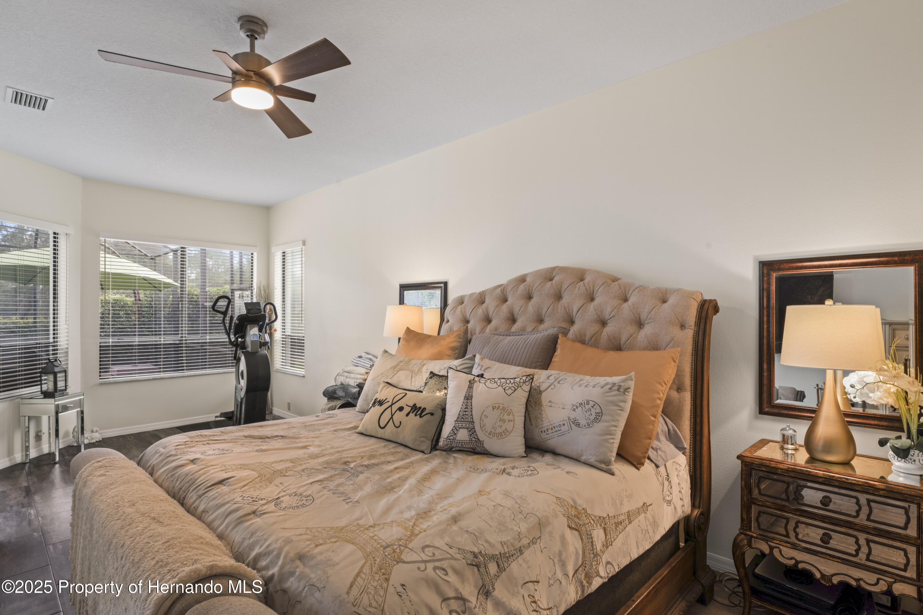 9315 Fox Hollow Lane, Weeki Wachee, Florida image 28