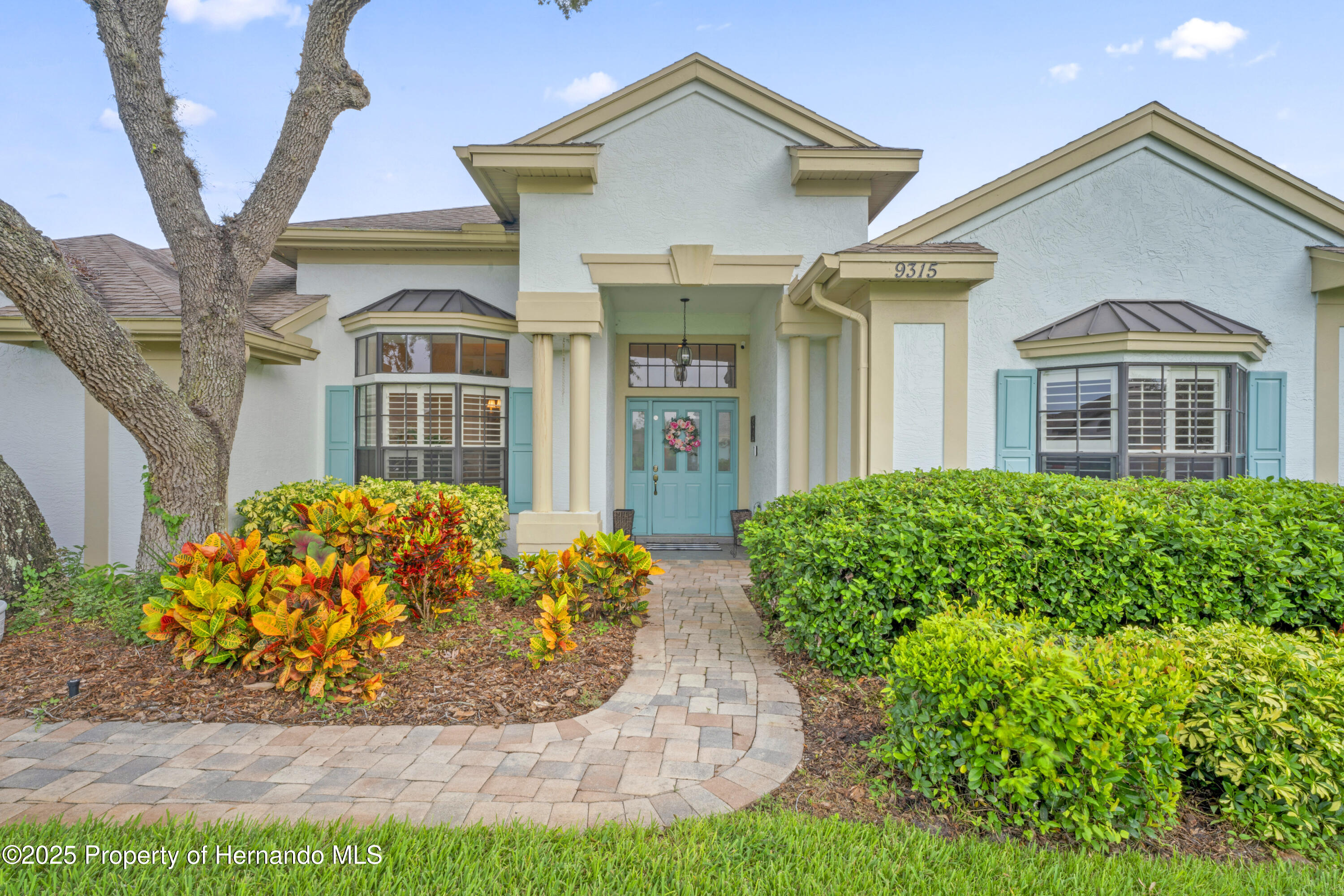9315 Fox Hollow Lane, Weeki Wachee, Florida image 4