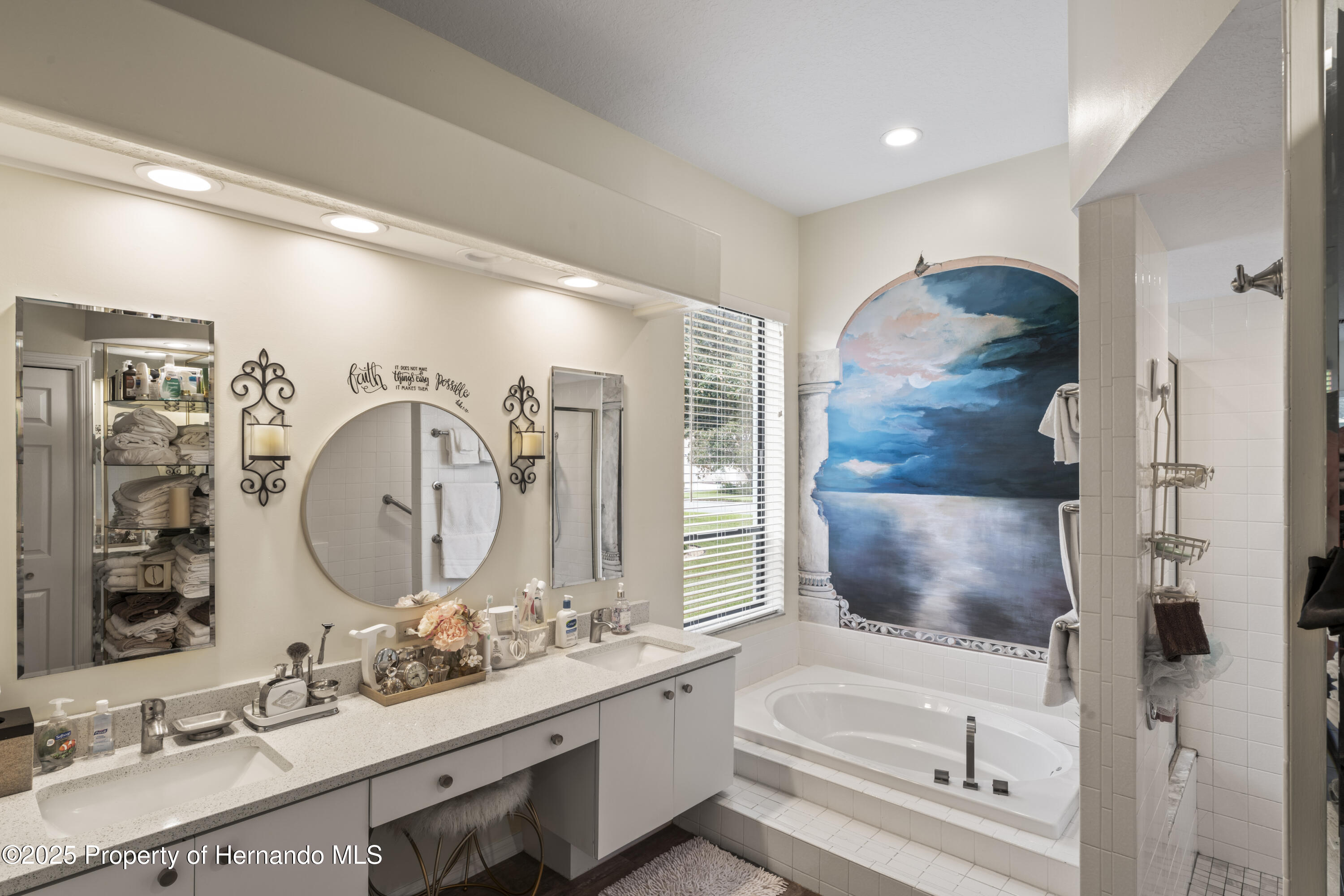 9315 Fox Hollow Lane, Weeki Wachee, Florida image 31