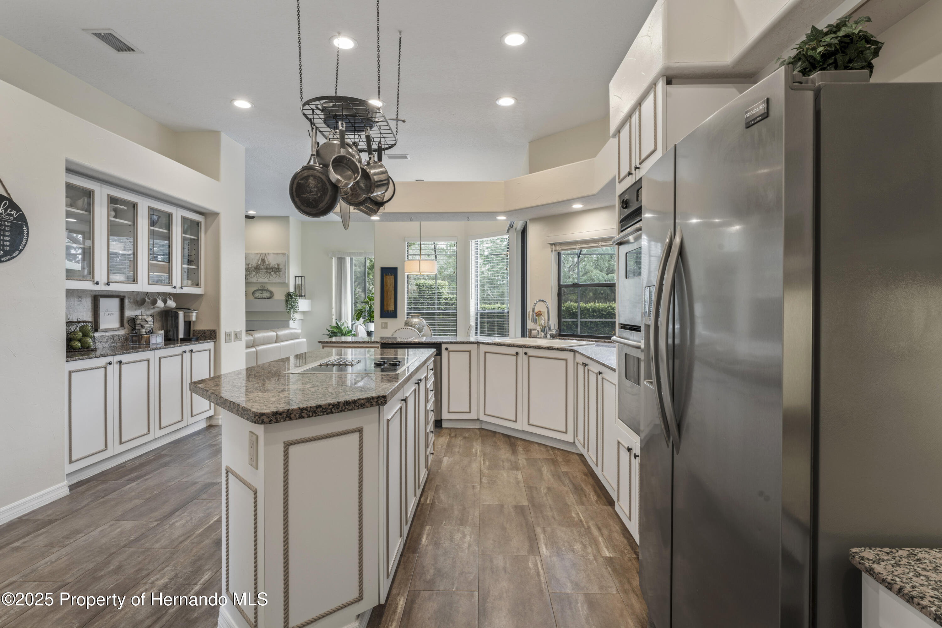 9315 Fox Hollow Lane, Weeki Wachee, Florida image 16