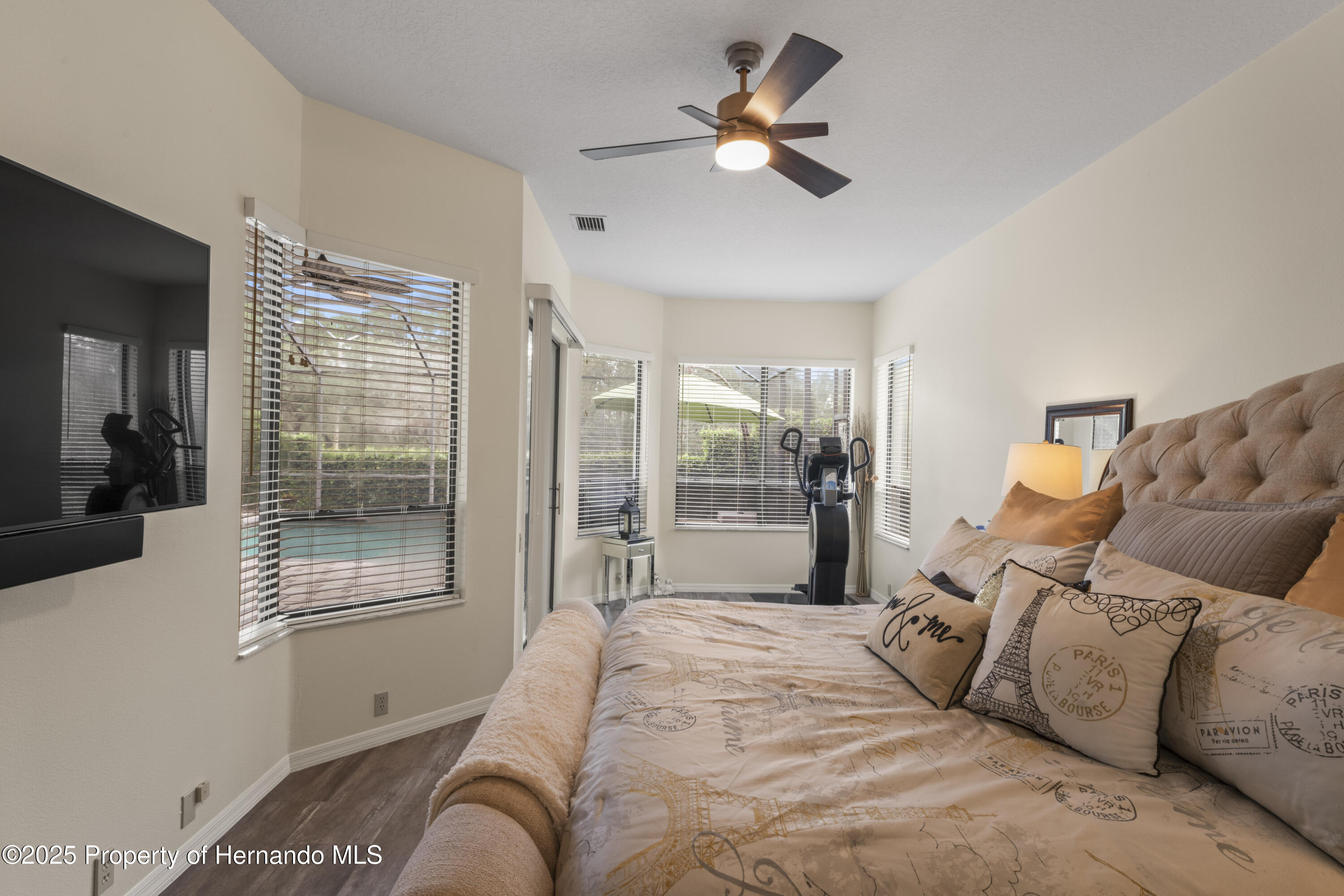 9315 Fox Hollow Lane, Weeki Wachee, Florida image 29